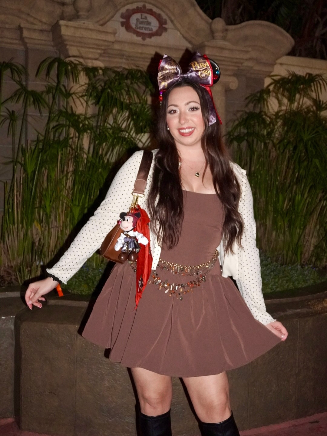 A pirate’s life for me! 🏴‍☠️✨

#disneystyle #disneybound #disney #orlando #wdw #disneycreator #disneygirl #waltdisneyworld #magickingdom #adventureland #pirates #piratesofthecaribbean #captainjacksparrow #beakandbarrel #disneystyle #disneyfood #disneytips #disneyfoodie #fyp #disneyinsta

#LTKStyleTip #LTKFindsUnder100 #LTKMidsize