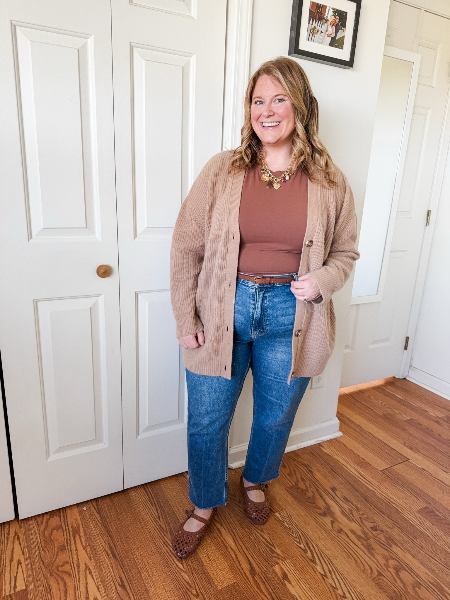 Wearing a large in my cashmere cardigan (such great quality and would make a beautiful gift!), XL in my tee and 33 short in my jeans 

#LTKSeasonal #LTKMidsize #LTKPetite