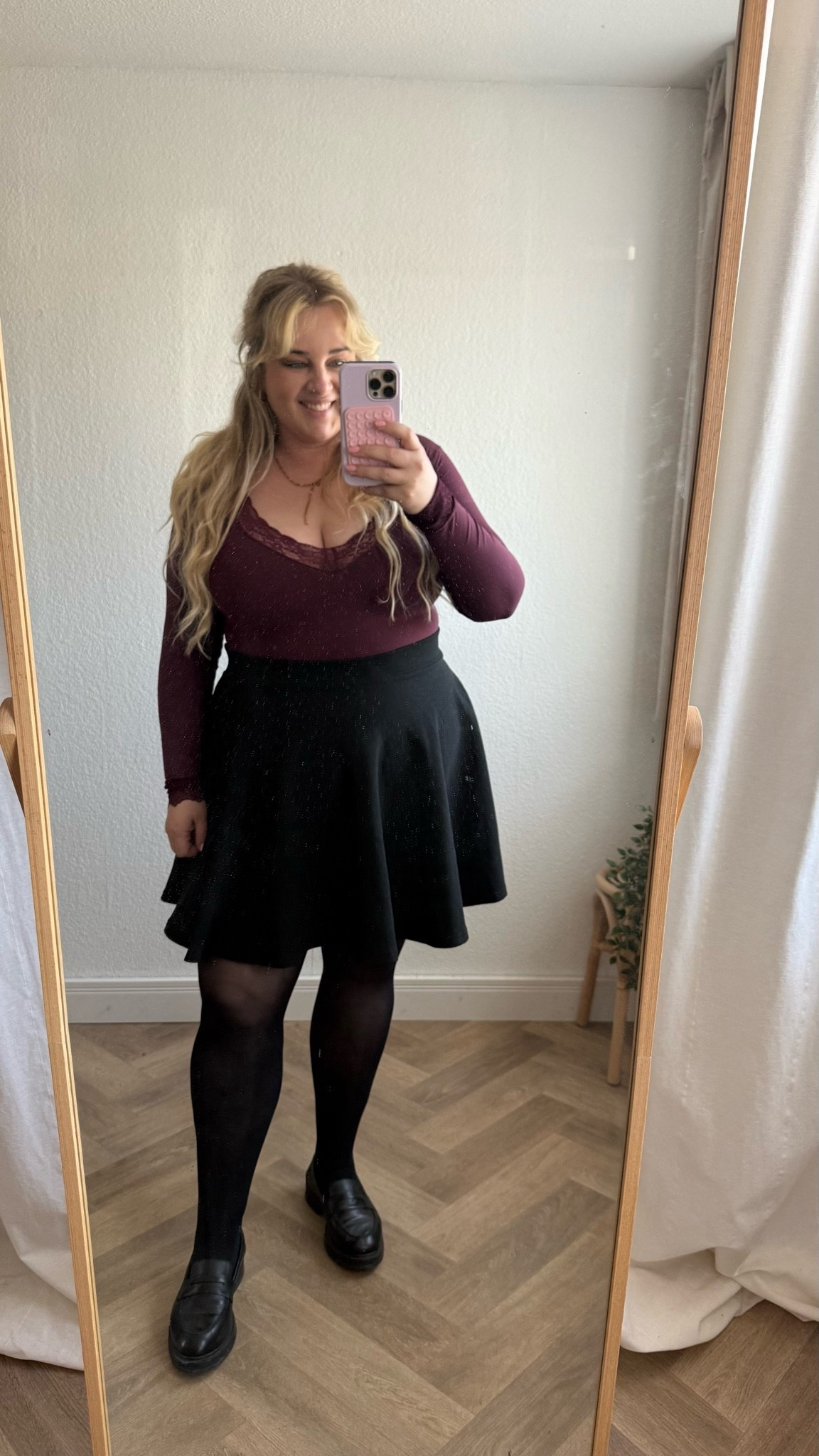 Burgunder + Black 🍂

#black #burgunder #herbstoutfit #plussizefashion

#LTKautumn #LTKplussize #LTKdatenight