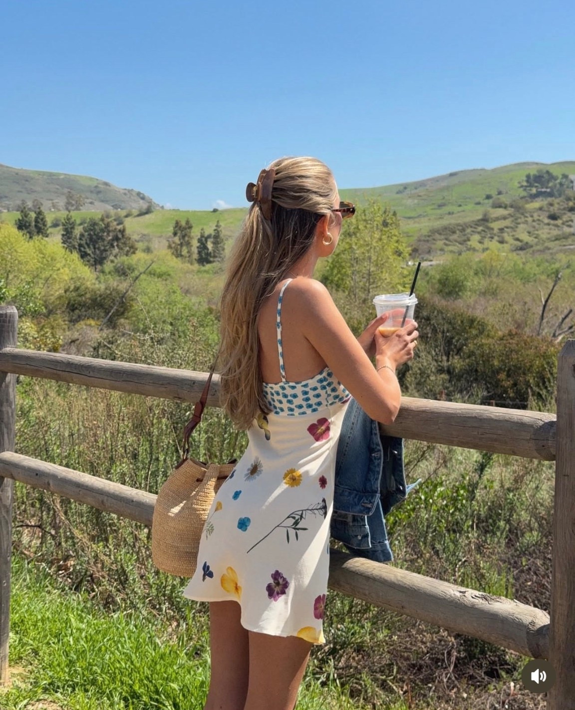 Dress is from VRG GIRL and sadly sold out 😭 linking some cuties from there 