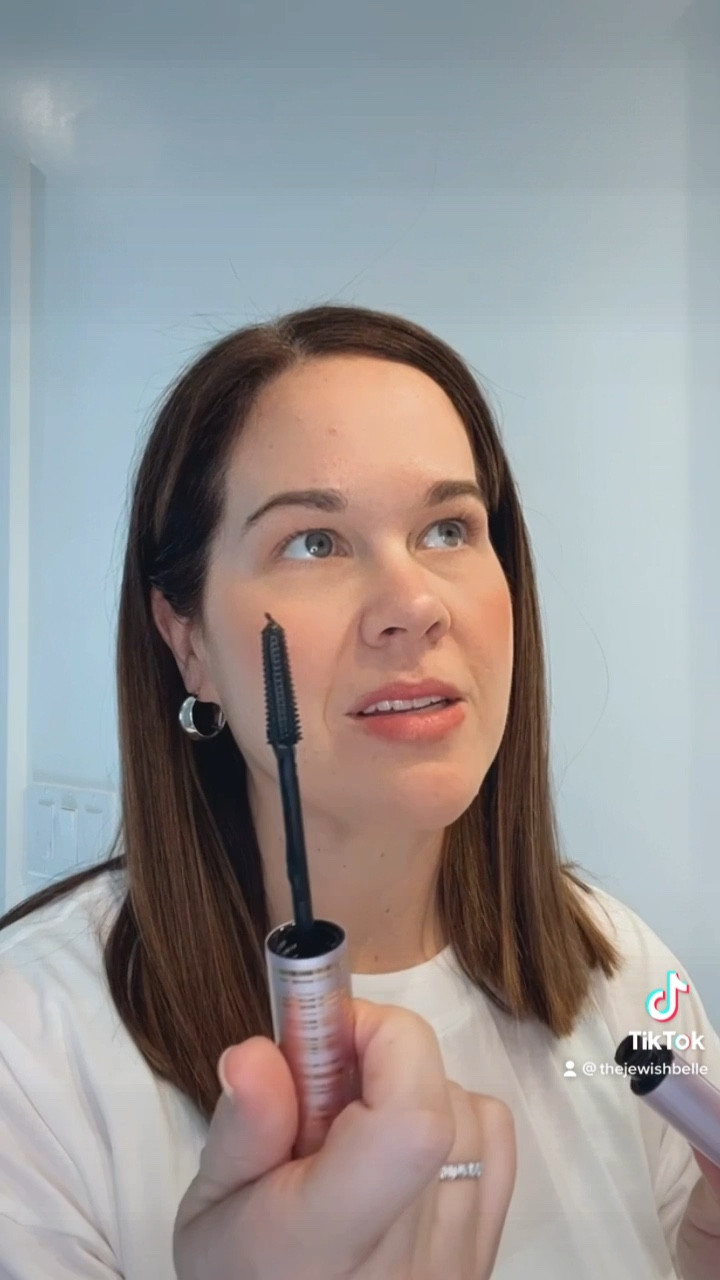 Watch my lashes come alive with Tarte stunning Mascara! 

#LTKSale #LTKFind #LTKbeauty