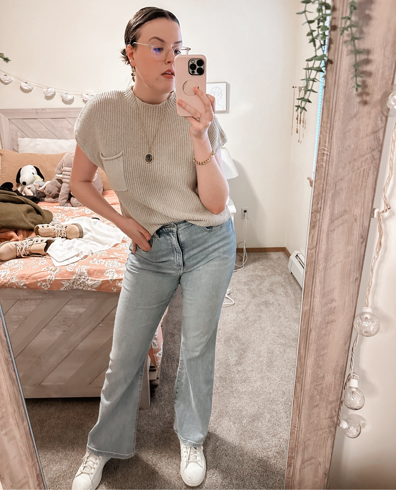 A little bit of neutrals never hurt anybody…even a girlie that loves pink 💕👀

#FreePeople #FPBeach #Loft #Adidas

#LTKstyletip #LTKSeasonal #LTKtravel