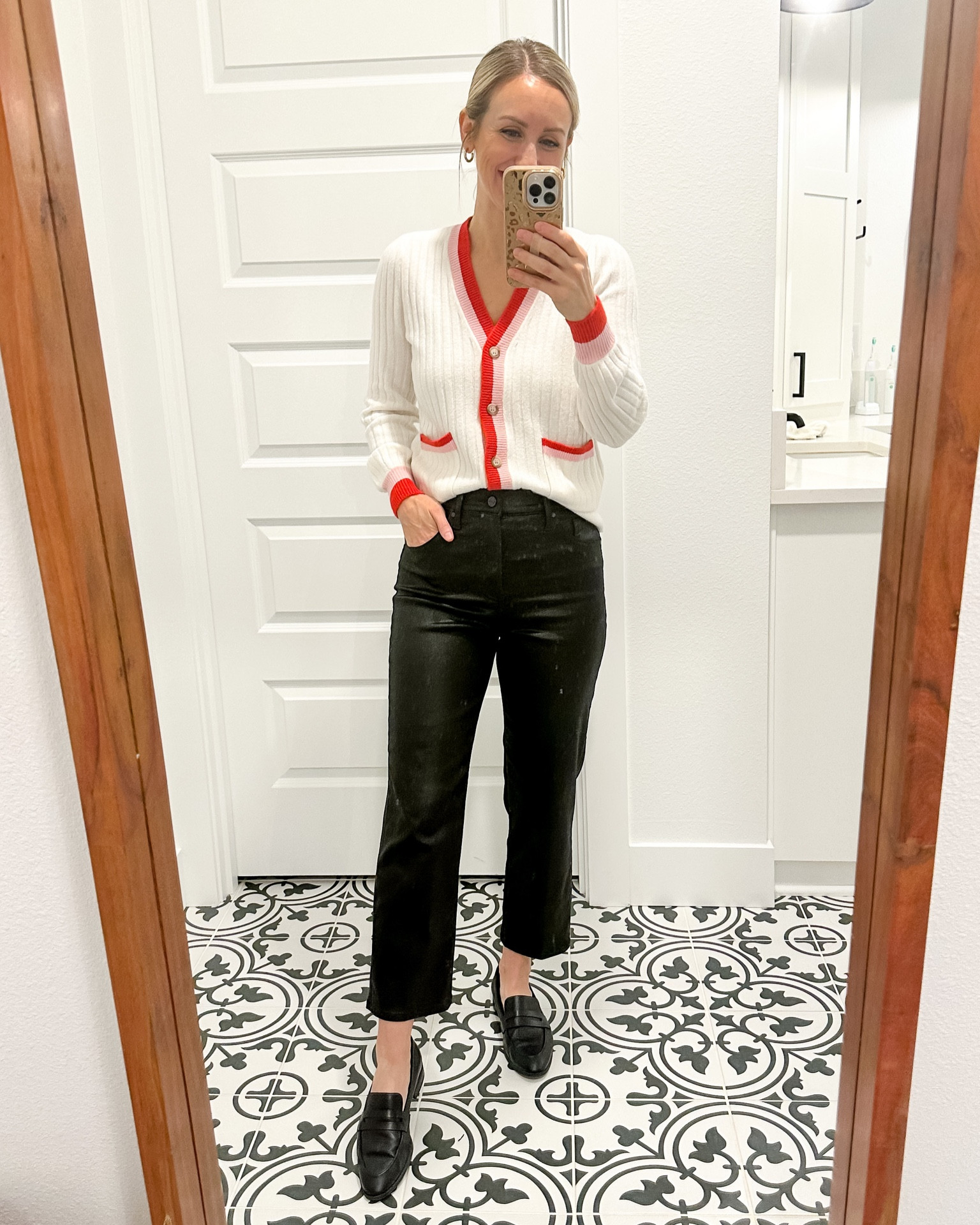 Teacher outfit 😍

#LTKSeasonal #LTKunder100 #LTKunder50