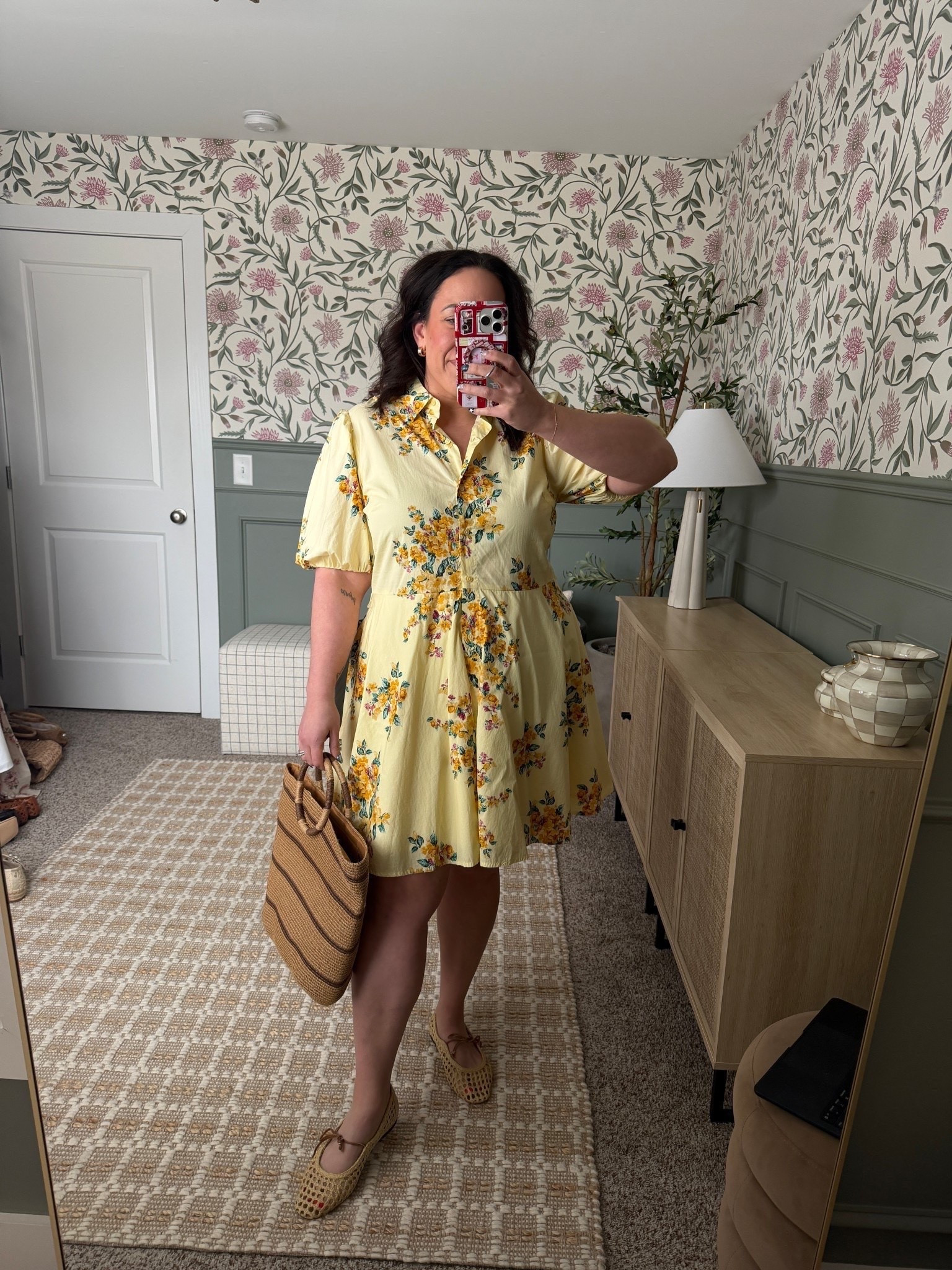 The most stunning balloon sleeve dress from Target! So flattering and the details are everything 🌼🌼🤌🏼🤌🏼

#LTKootd #LTKBeauty #LTKMidsize