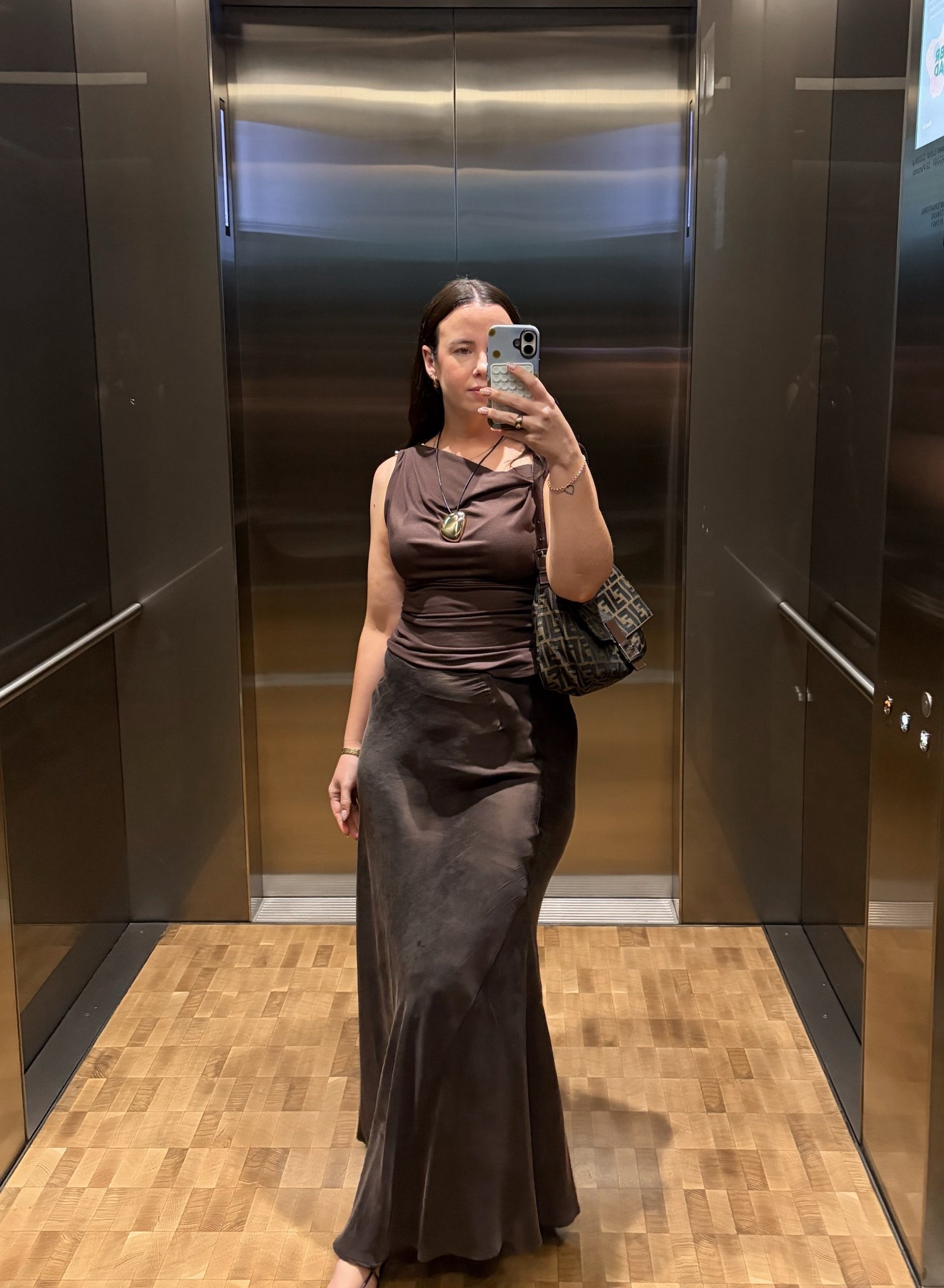 Dissh chocolate top: size 12
Dissh chocolate silk skirt: size 12
MNG/Mango pendant necklace
Fendi bag 

#LTKmidsize #LTKworkwear #LTKaustralia