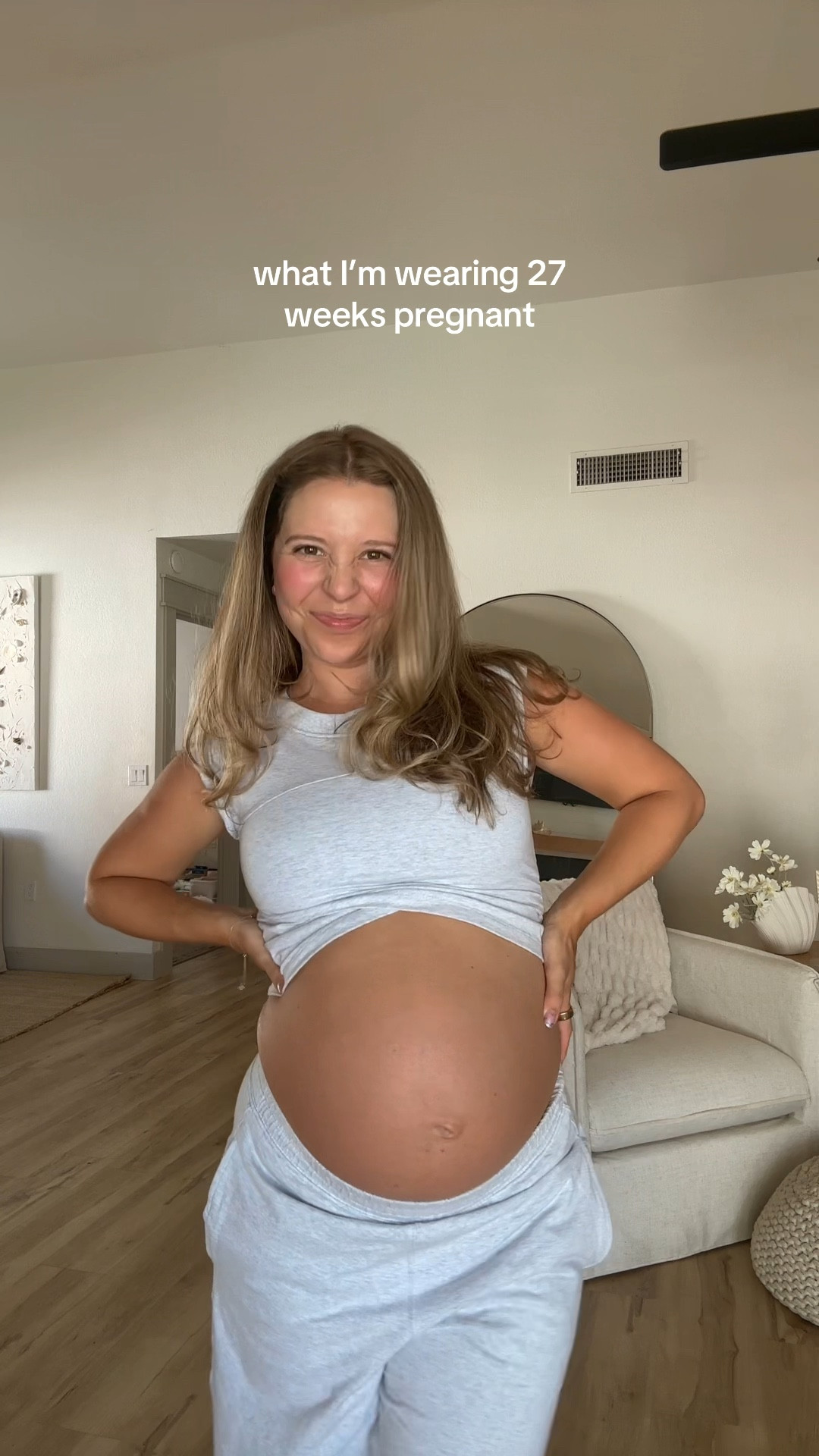 Wearing size small is a little snug with the bump usually would be an xs but still EXTREMELY comfy. 

#LTKFindsUnder100 #LTKActive #LTKBump