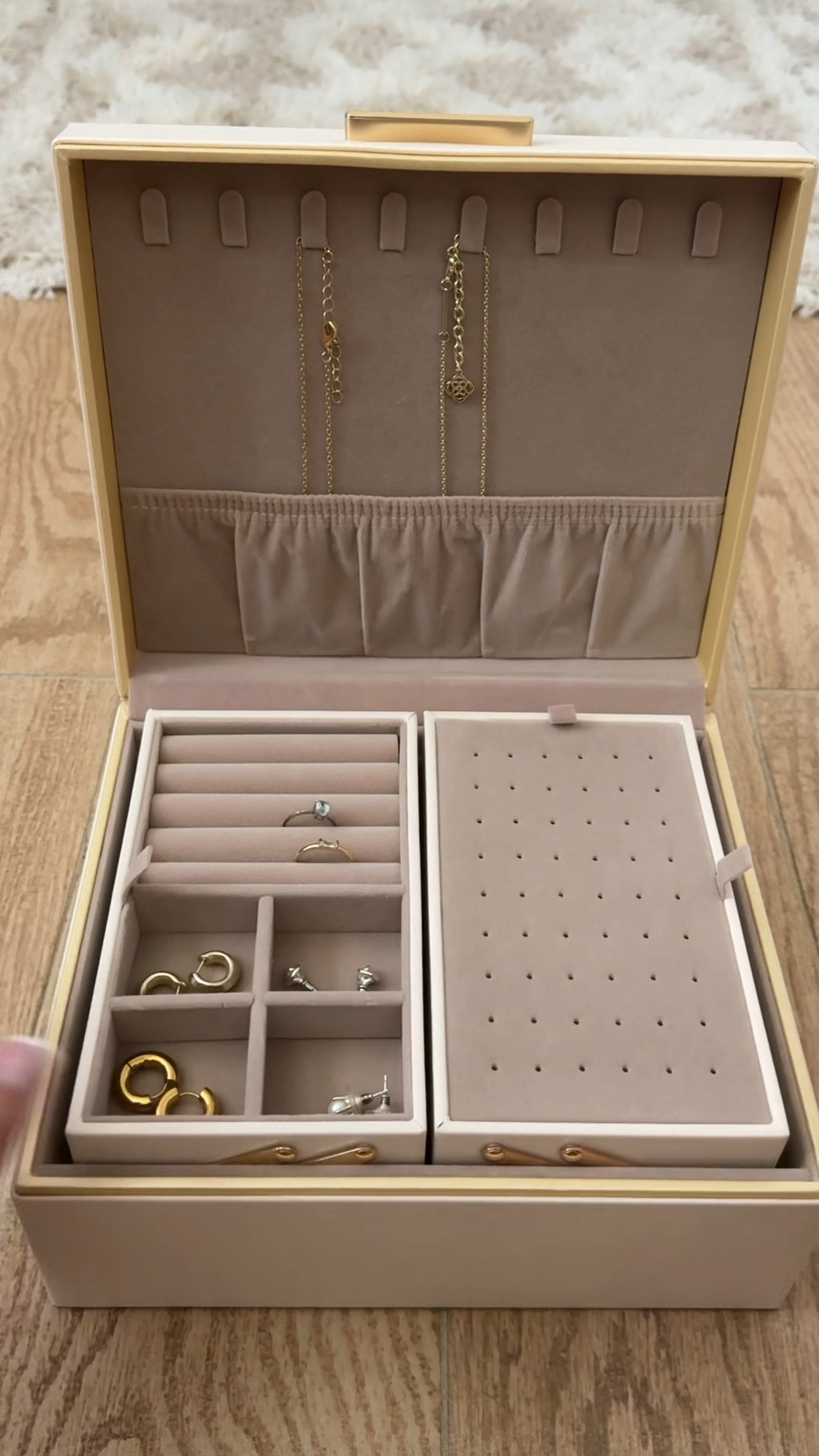 Jewelry box gift for her 

#LTKGiftGuide #LTKHoliday #LTKFindsUnder50
