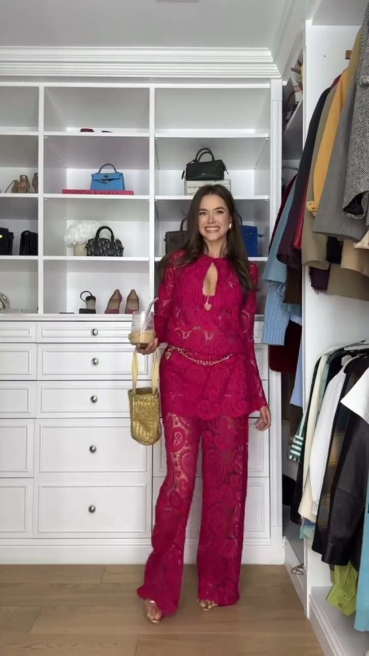 It’s giving mob wife and I’m here for it 💅🏻 

 #LTKSeasonal #LTKStyleTip