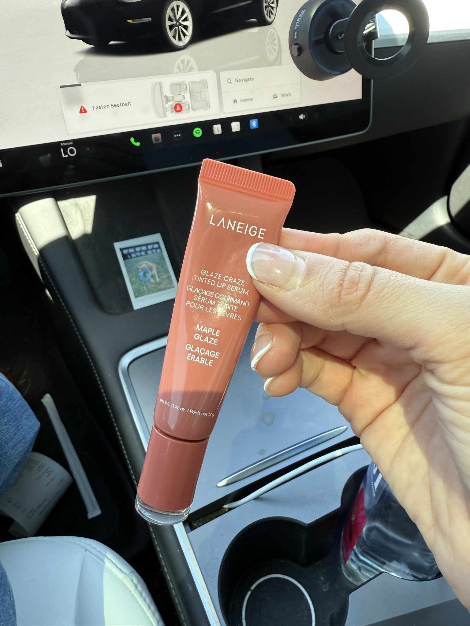 Love this lip tint! It smells so good! 

Lip tint, Laniege , lipgloss , beauty must haves 