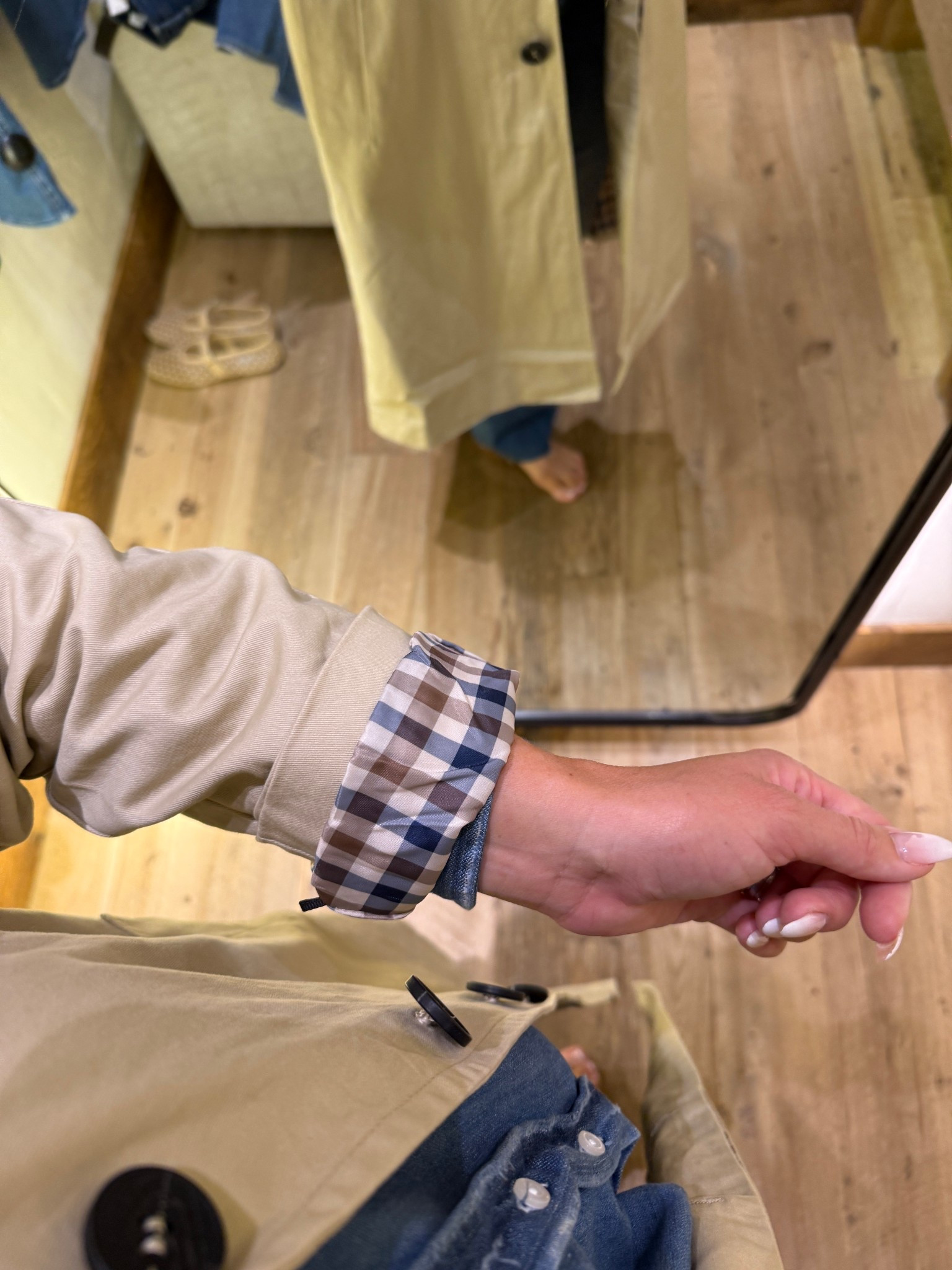 The perfect trench coat for Fall and Spring! Love the lining and the back detail! Also perfect for travel !

#LTKTravel #LTKStyleTip #LTKSeasonal