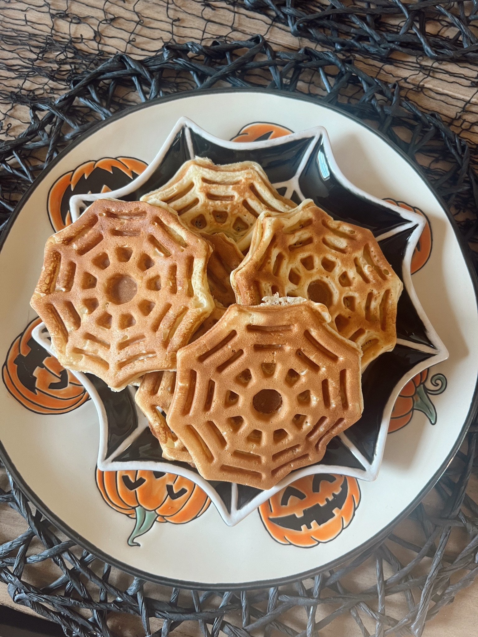 The cutest little addition to the kitchen for Halloween 

#LTKHome #LTKHalloween #LTKSeasonal
