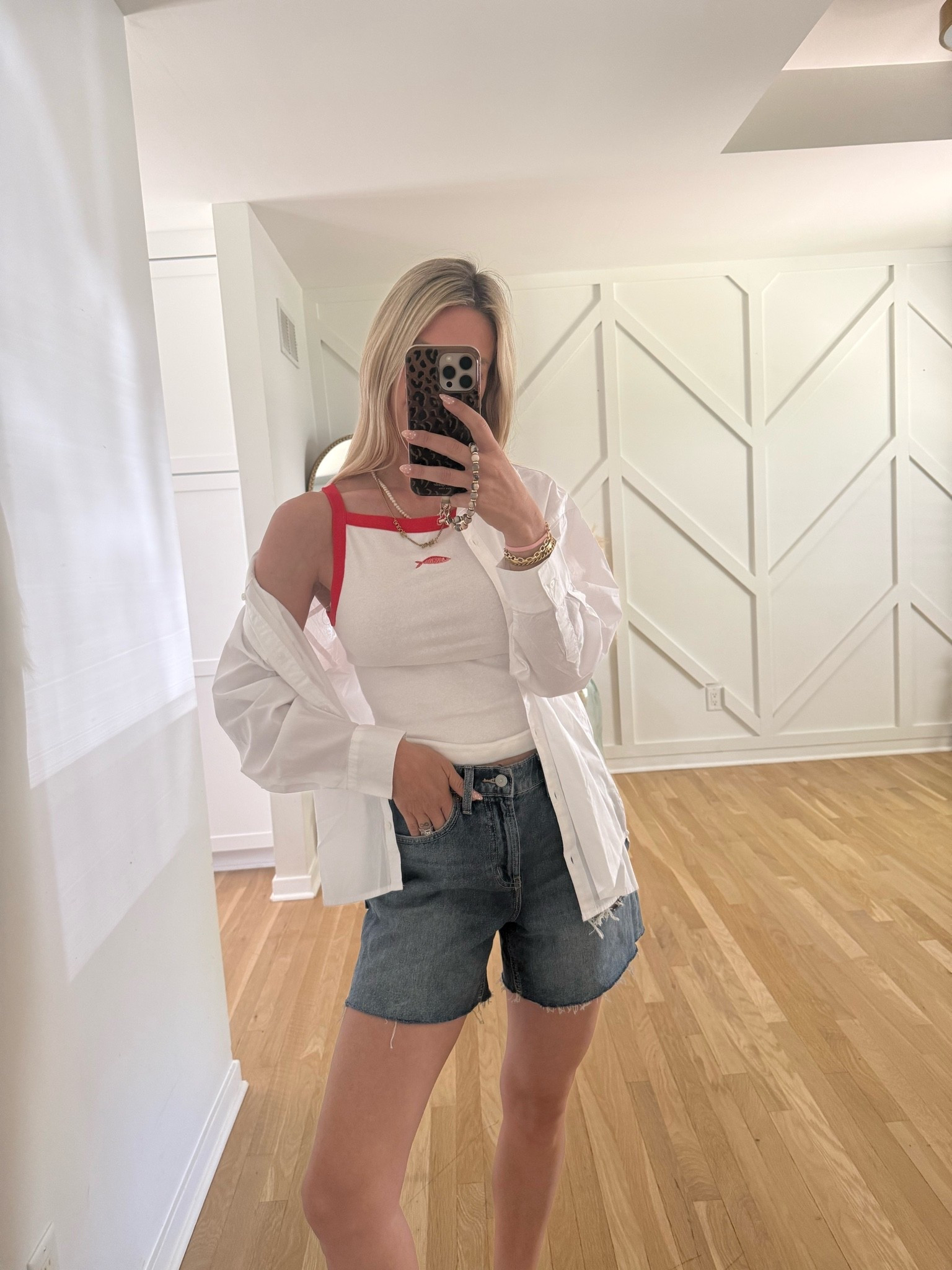 This Old Navy outfit is giving effortless cool girl summer ❤️🤍 the sporty tank, denim shorts, and oversized button down combo is SUCH an easy everyday outfit that still looks put together. Perfect for errands, lake days, baseball games, or casual summer nights ✨

#oldnavystyle #oldnavyfinds #casualsummeroutfit #denimshorts #sportygirlstyle #affordablefashion #momstyle #summeroutfitideas #oldnavyfashion #everydaystyle

#LTKootd #LTKgrwm #LTKmomlife