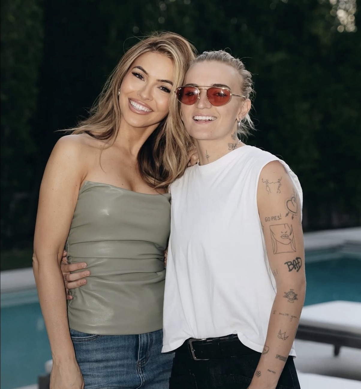 Impromptu photoshoot 💚

#LTKootd #LTKBeauty #LTKgrwm