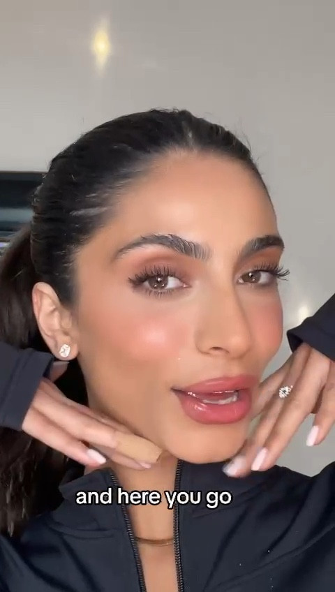 Grwm, every day makeup, got2b eyebrow gel, blush buds beauty powder, nars, Charlotte tilbury, makeup must haves, beauty faves

#LTKbeauty #LTKeurope #LTKSeasonal