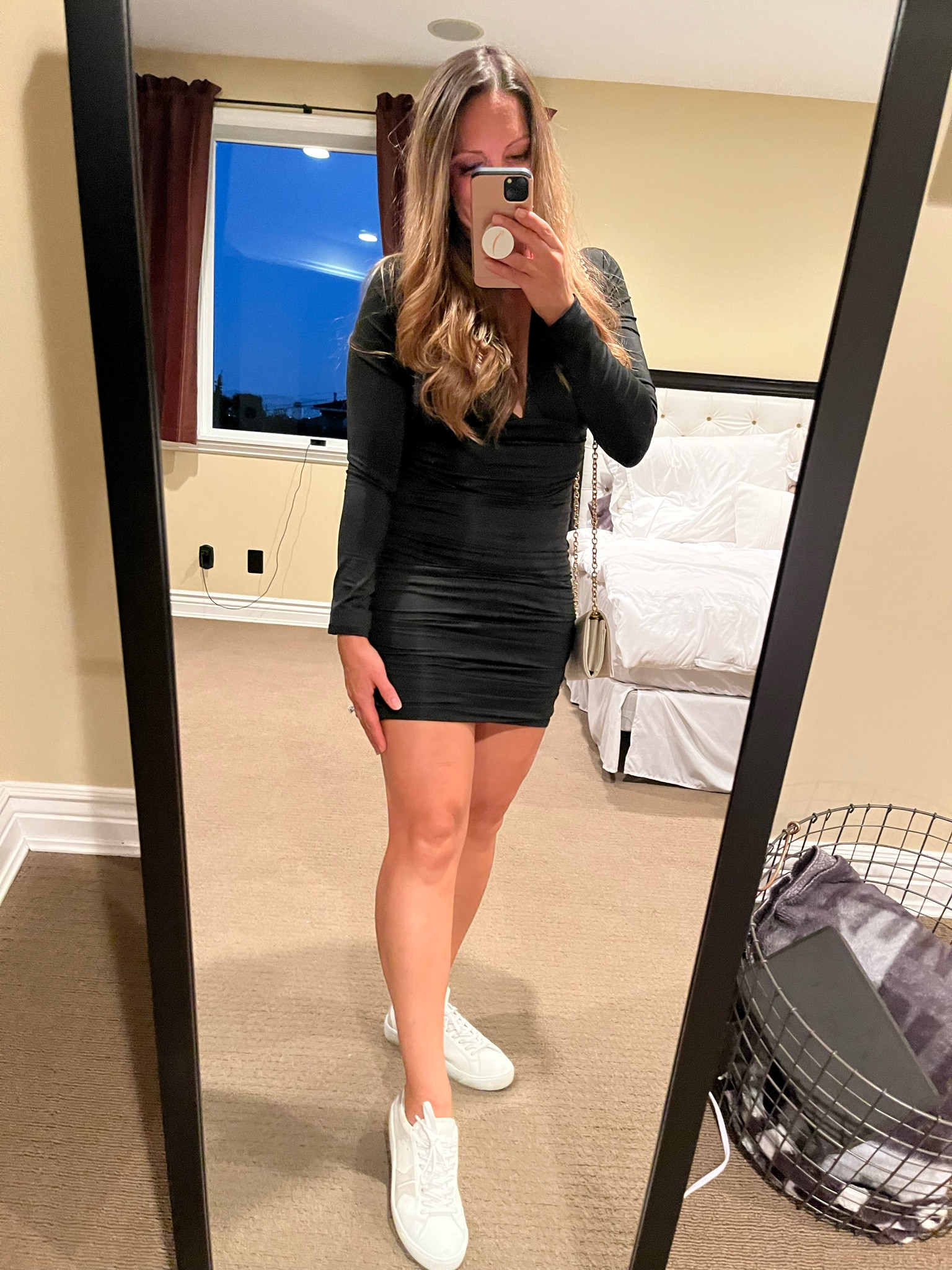 A night out of dancing…in sneaks 💃!