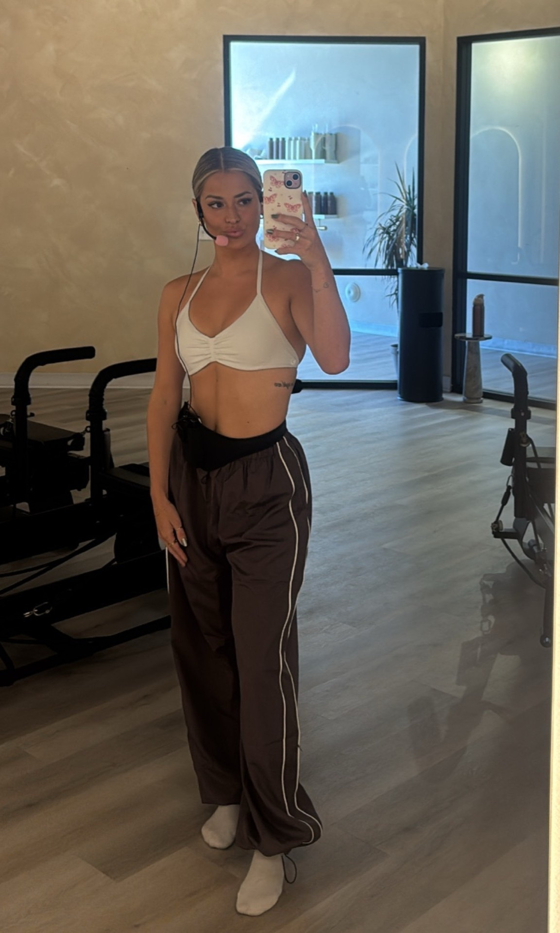 my new favorite casual pants to dress up or dress down🤎 super affordable too!!

#LTKgrwm #LTKootd #LTKSaleAlert