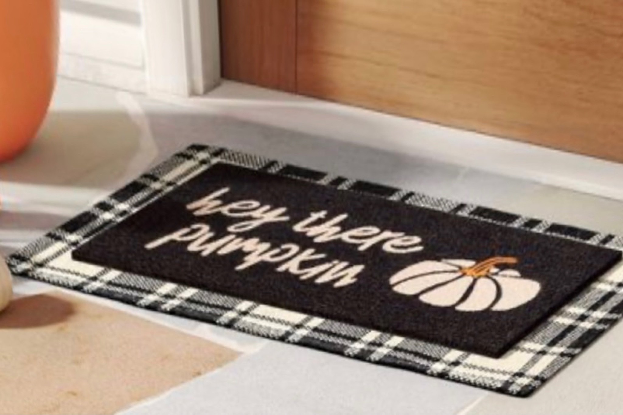 #halloween #seasonal #homedecor #heytherepumpkin #halloweendoormat #doormat #pumpkindoormat #halloweenhomedecor #target #hellopumpkinmat 

#LTKHoliday #LTKGiftGuide #LTKHalloween