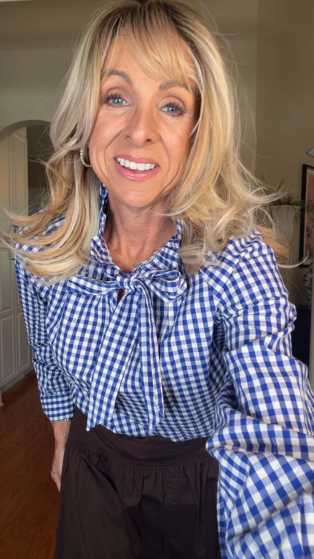 Loving blue and brown. This cotton skirt is so perfect for this time of year.
Fall fashion over 50

#LTKOver40