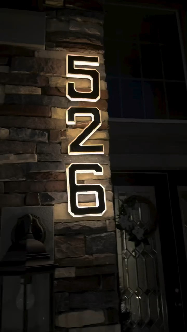 Comment Upgrade and I’ll send you the link to these solar numbers in your DM

Follow me for more simple home upgrades & decor inspiration.

Like, share and save
solar house numbers, modern house numbers, exterior home upgrades, front entryway ideas, curb appeal ideas, modern home exterior, easy home upgrades, home decor inspiration, outdoor home lighting, solar address numbers