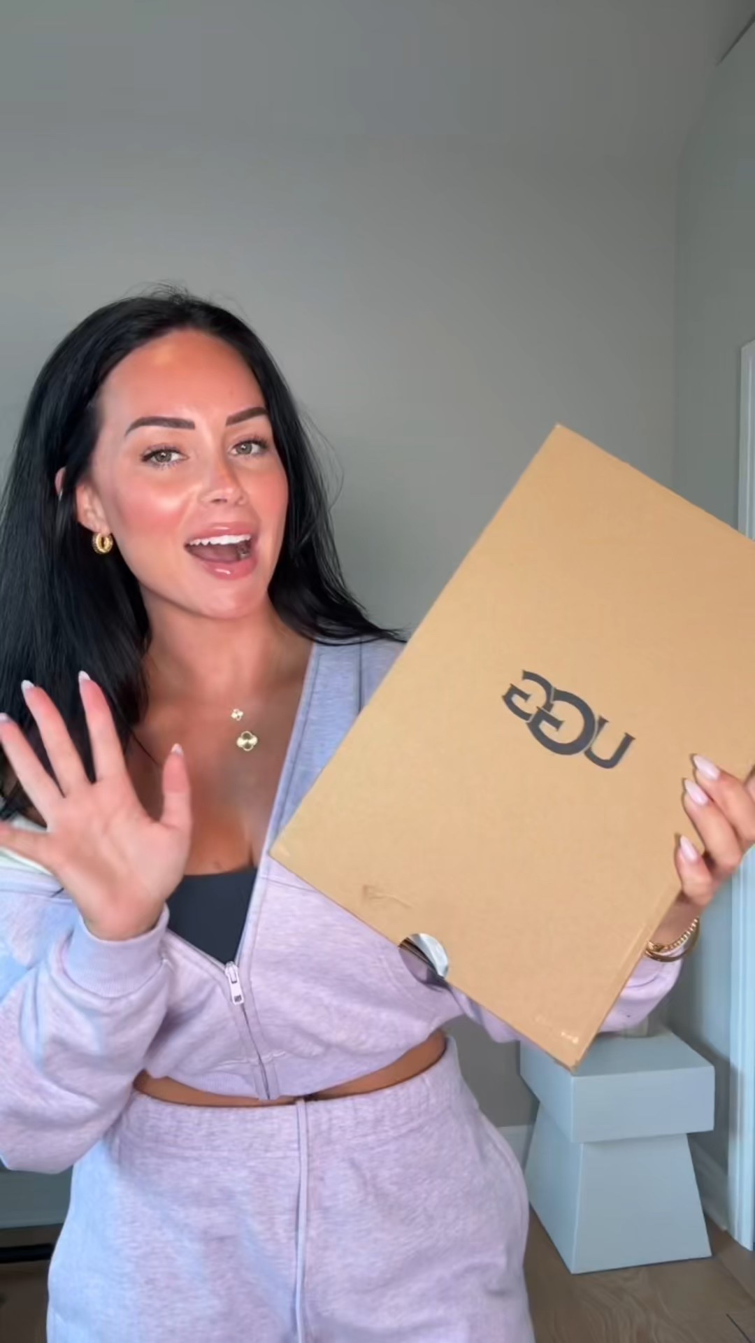 The perfect fall shoe 🍂🧸

@bloomingdales @ugg #ad

#LTKShoeCrush #LTKSeasonal