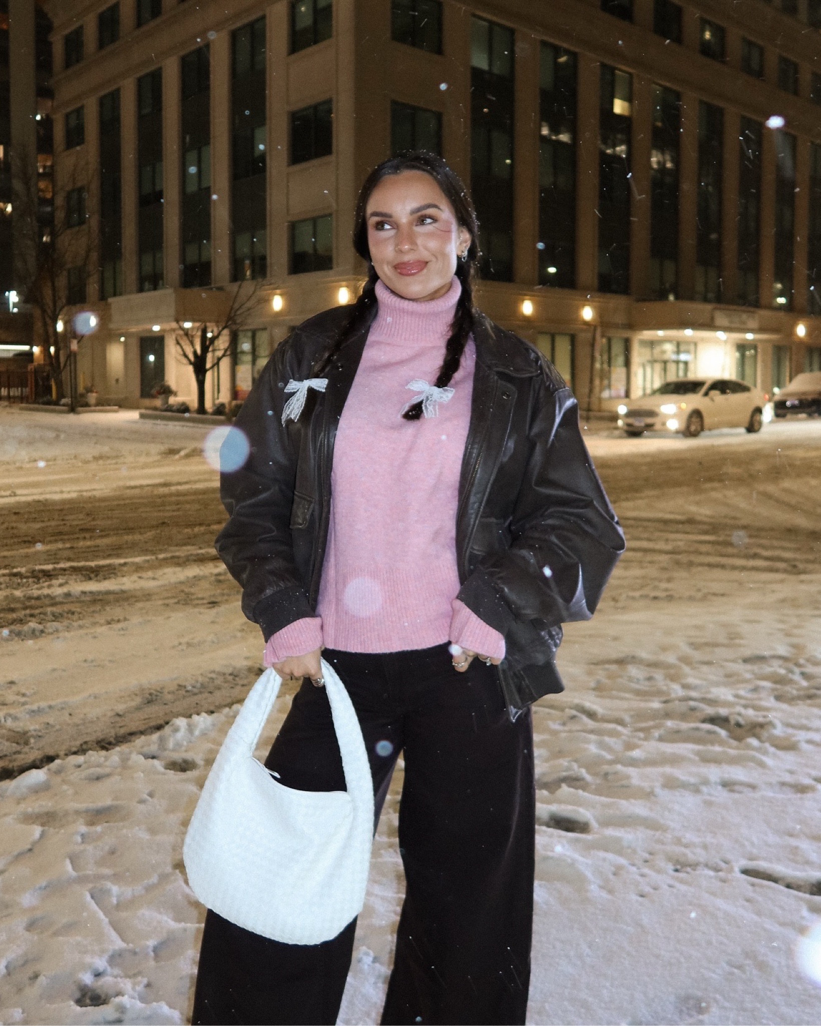 Pink and brown might just be my new favorite color combo 🤎🩷

Leather bomber jacket, gap, wide leg jeans, baggy jeans, woven purse, coquette

#LTKSeasonal #LTKStyleTip