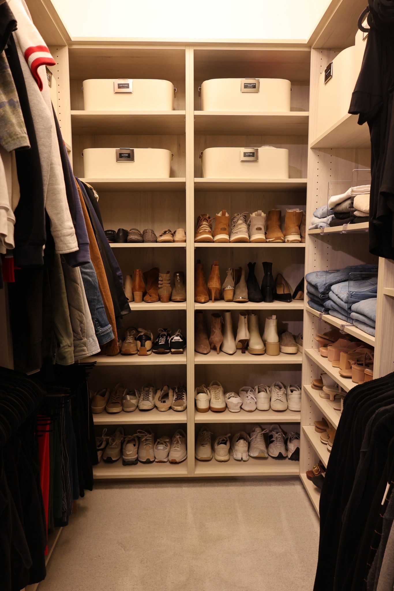 Closet Organization 🫶🏻✨

#LTKHome #LTKmomlife