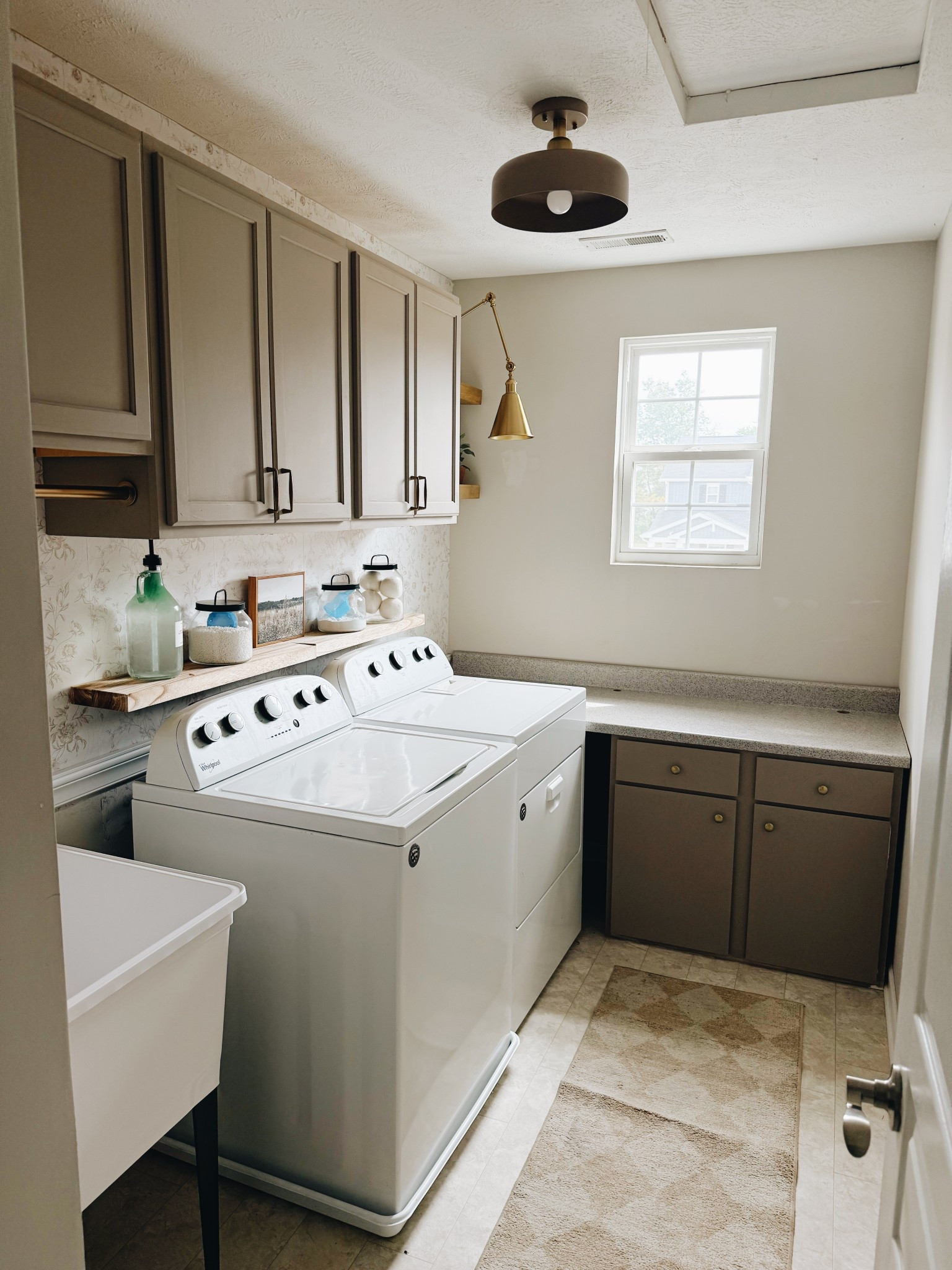 DIY laundry room makeover for the win!! 

#LTKSaleAlert #LTKFamily #LTKHome