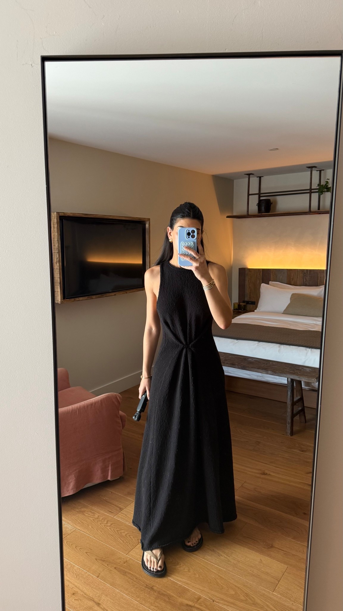 Dress - 4
Vlog camera I use
Slippers - TTS