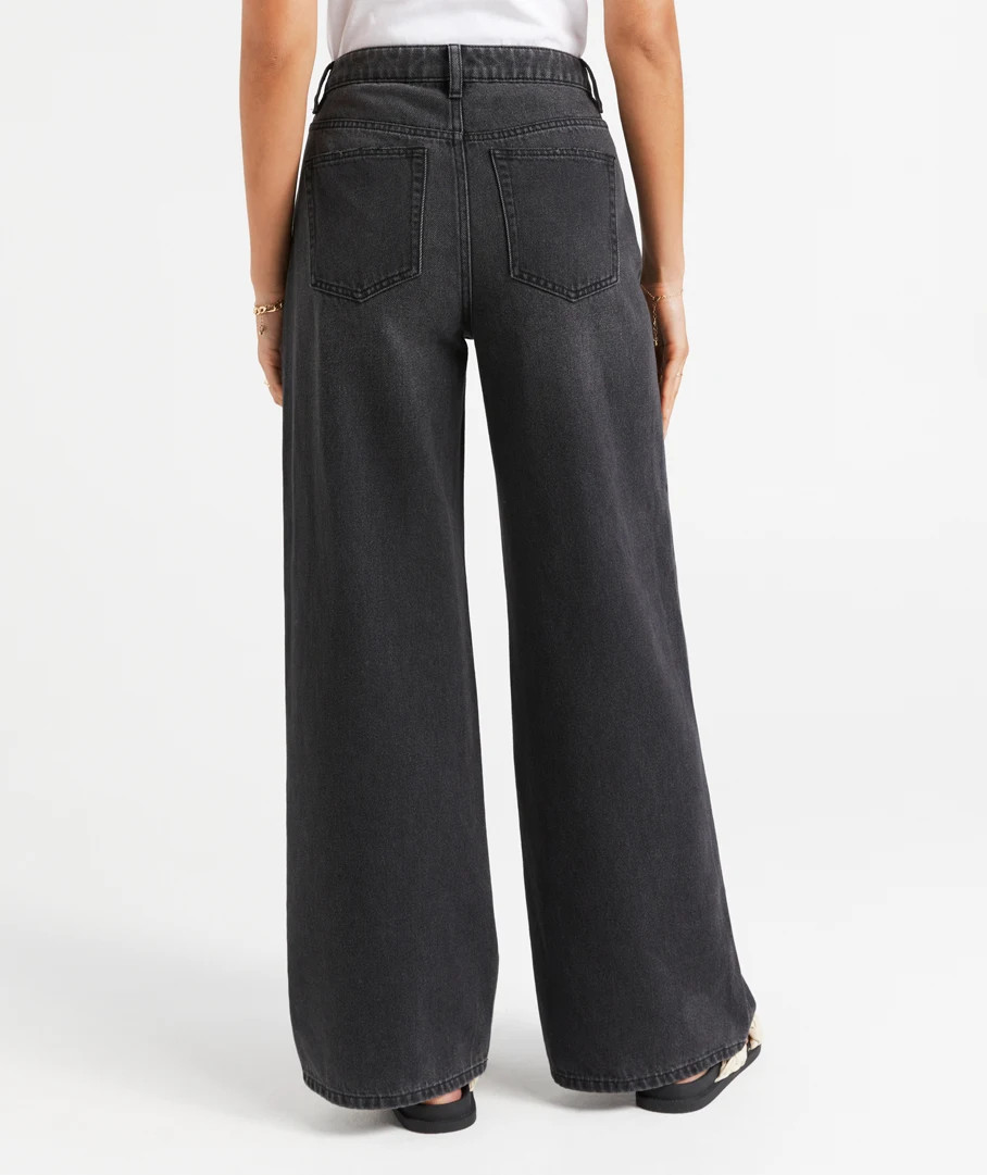 THE HIGH RELAXED WIDE DENIM JEAN | Sportsgirl