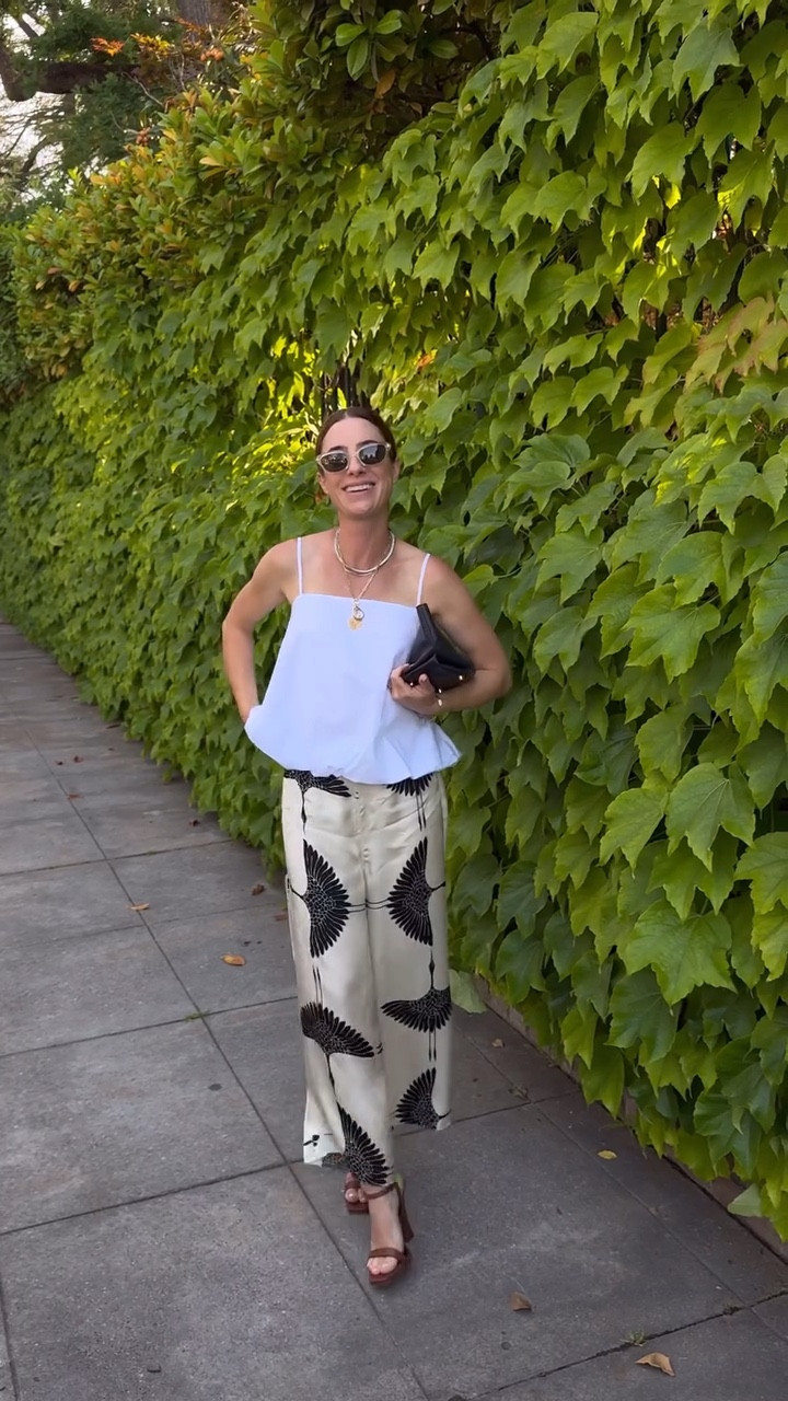 Summer alfresco dining is here!!! 🌞 Pants are old Khaite but linking them in another print!


#LTKStyleTip #LTKSeasonal