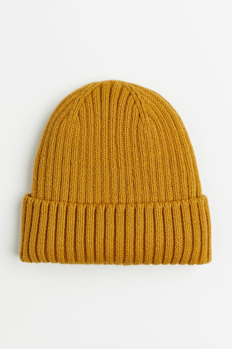 Rib-knit hat in a soft cotton blend with a foldover cuff.CompositionCotton 60%, Acrylic 40%Art. N... | H&M (US)