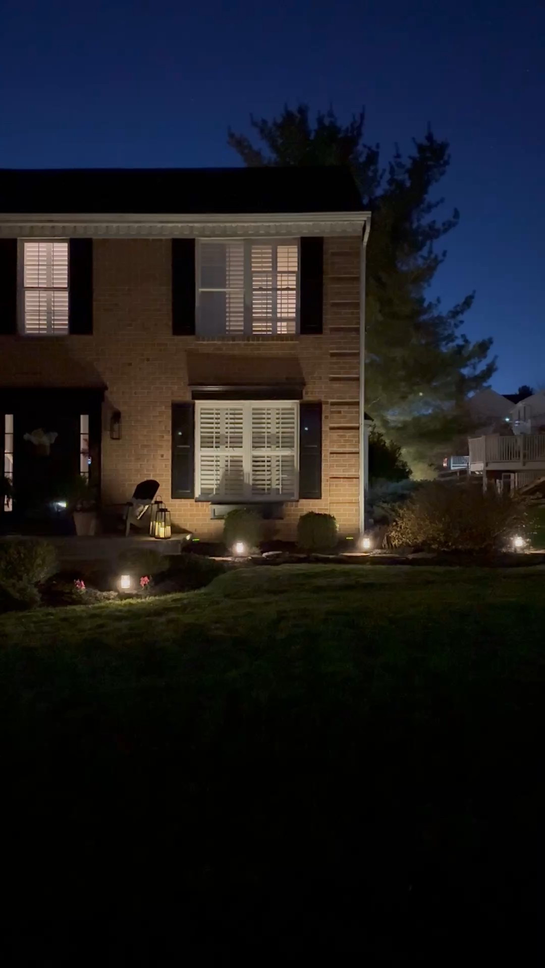 Love these fluted solar lights!
Landscape lighting
Solar pathway lights
Modern solar lights
Solar spotlights


#LTKHome #LTKStyleTip #LTKSeasonal