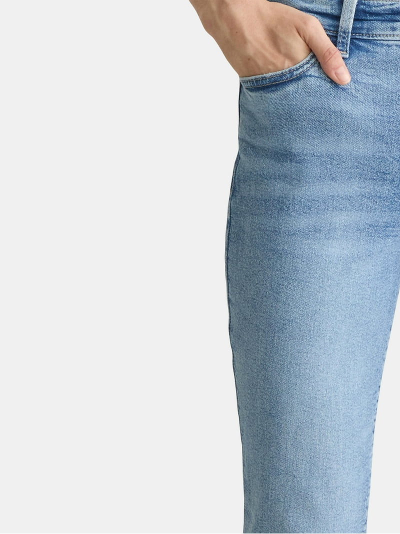Time and Tru Women's High Rise Straight Leg Destructed Hem Jeans, Sizes 0-20 | Walmart (US)