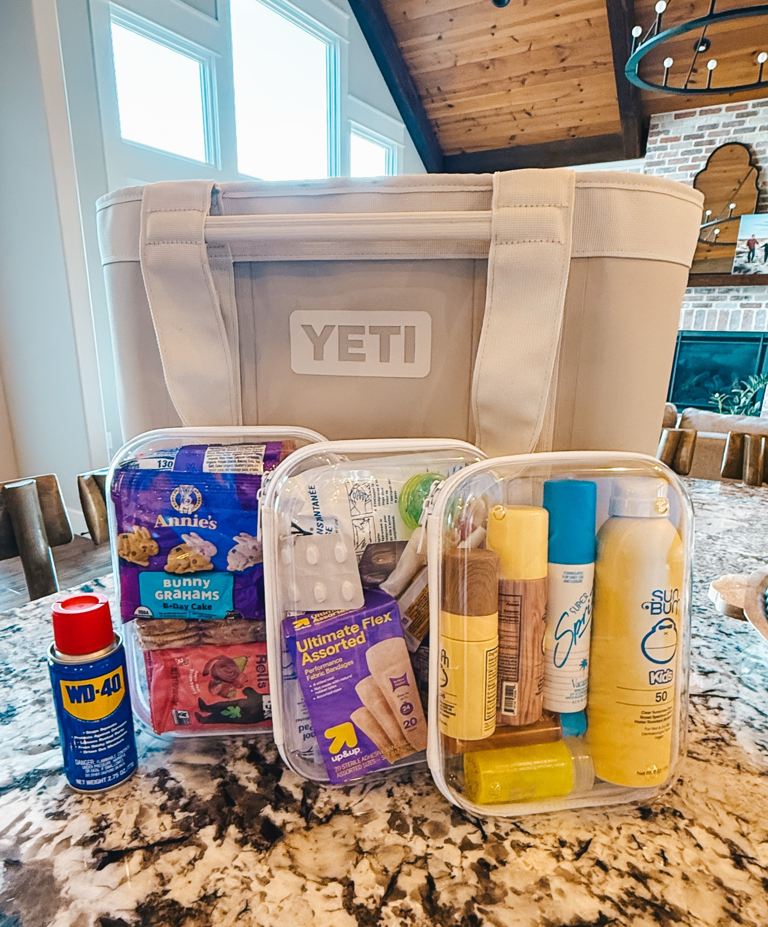 What’s in my sports mom bag 

The wd40 is for squeaky chairs #iykyk 😅#LTKItBag

#LTKSeasonal