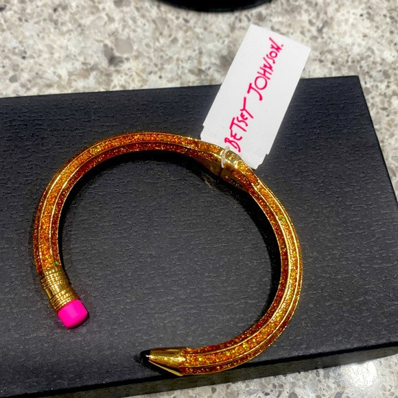 NWT Betsey Johnson gold glitter pencil bracelet. | Poshmark