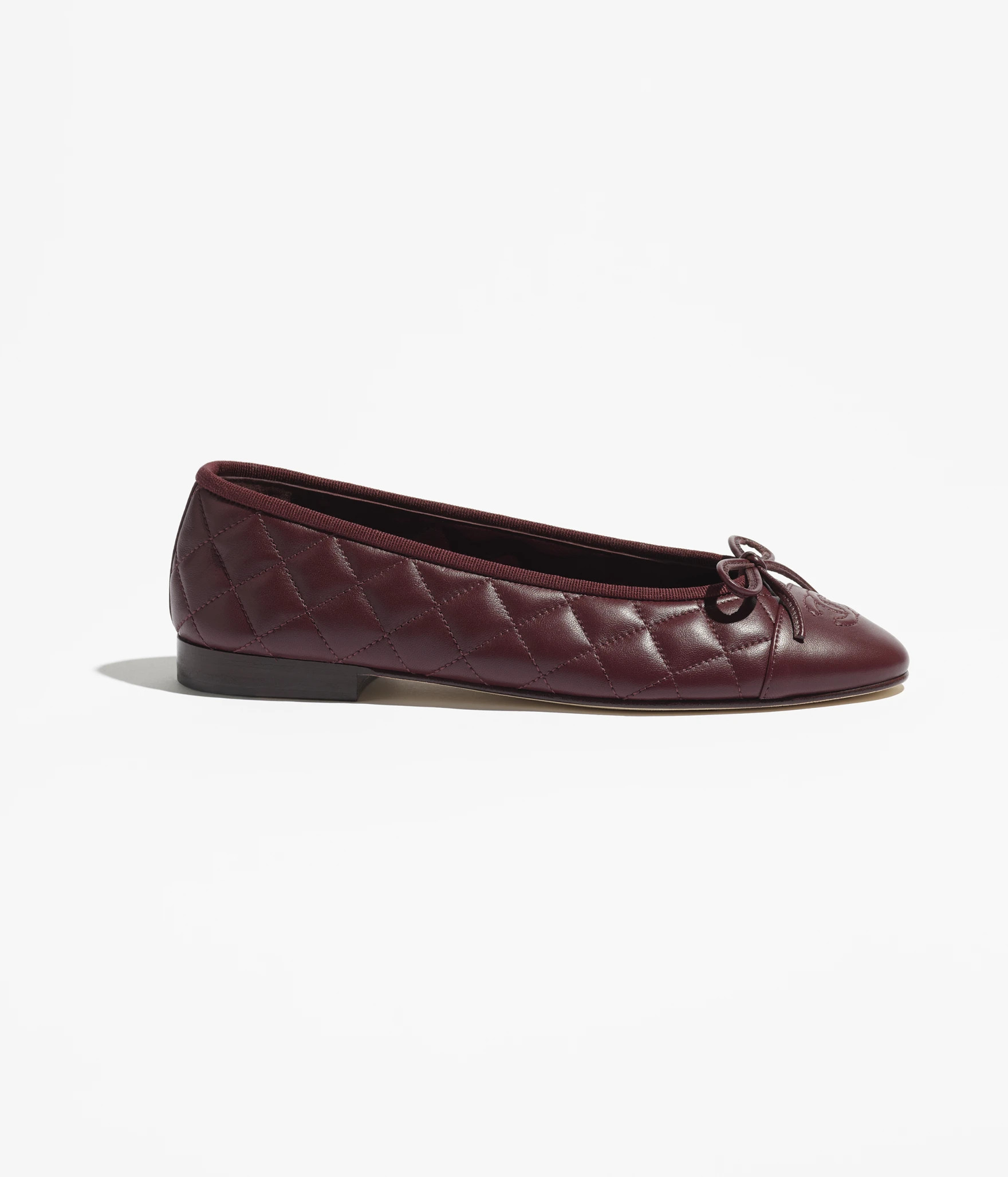 Ballet flats - Lambskin, dark burgundy — Fashion | CHANEL | Chanel, Inc. (US)