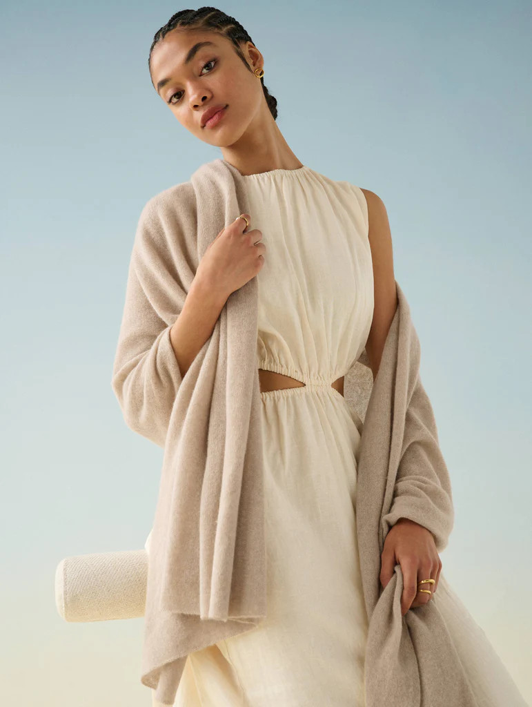 Cashmere Travel Wrap | White and Warren