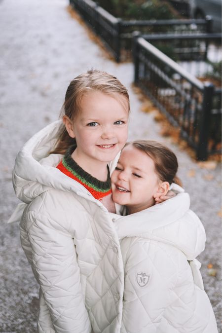 When it comes to snow, are you more of "an Emma" or a "Lucy"? 😜 (See the last photo.) So honored to have been asked to shoot for @monnalisa_official, an Italian luxury children's brand known for its love for all things colorful and glittery—and adorned with bows. 🎀 The level of pure joy when they opened up their packages from MonnaLisa was palpable. There were screams. There were THANK YOU's. There were hugs. Heck, Emma danced. 😆 Sharing the girls' favorites on the blog today—link in profile—or via: [LTK] ("KELLY22" for 20% off and free shipping!) #monnalisapartner #Monnalisa 

#LTKsalealert #LTKkids #LTKCyberweek