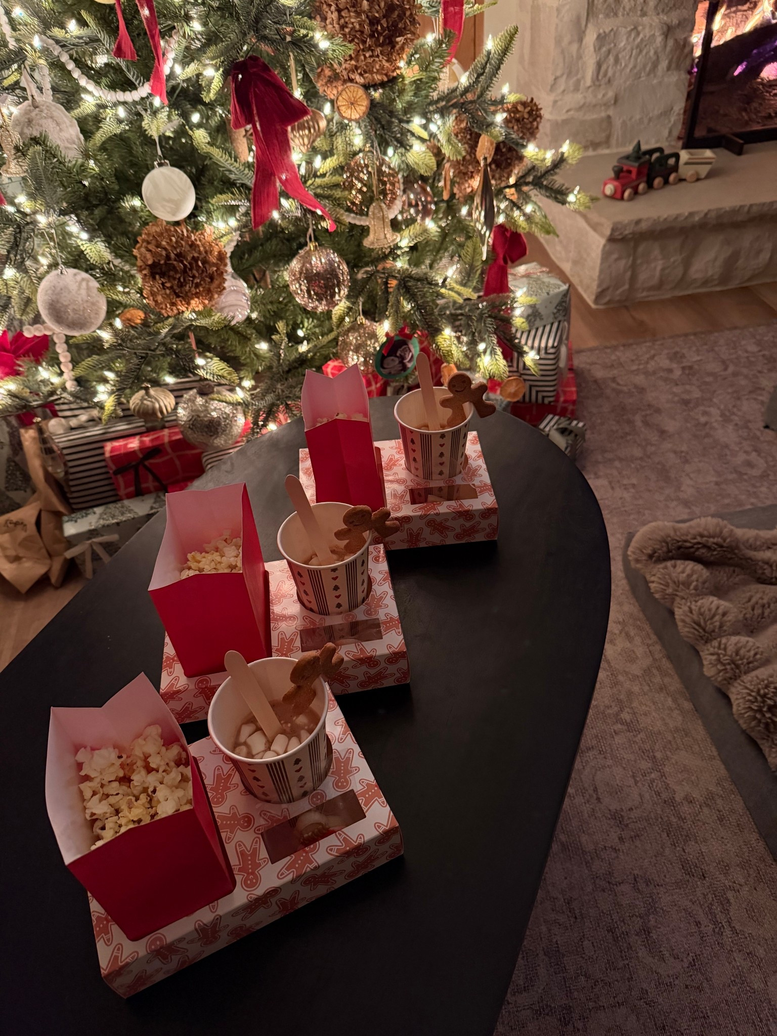 Movie night boxes!🍿🎥🎄