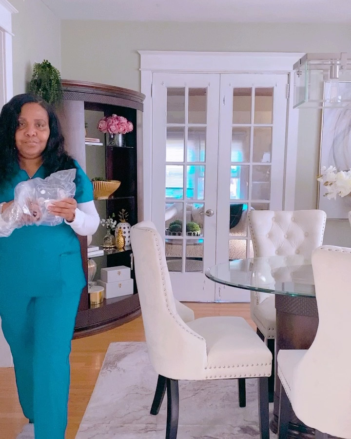 Amazon finds :Acrylic IPad Stand 

#LTKHome