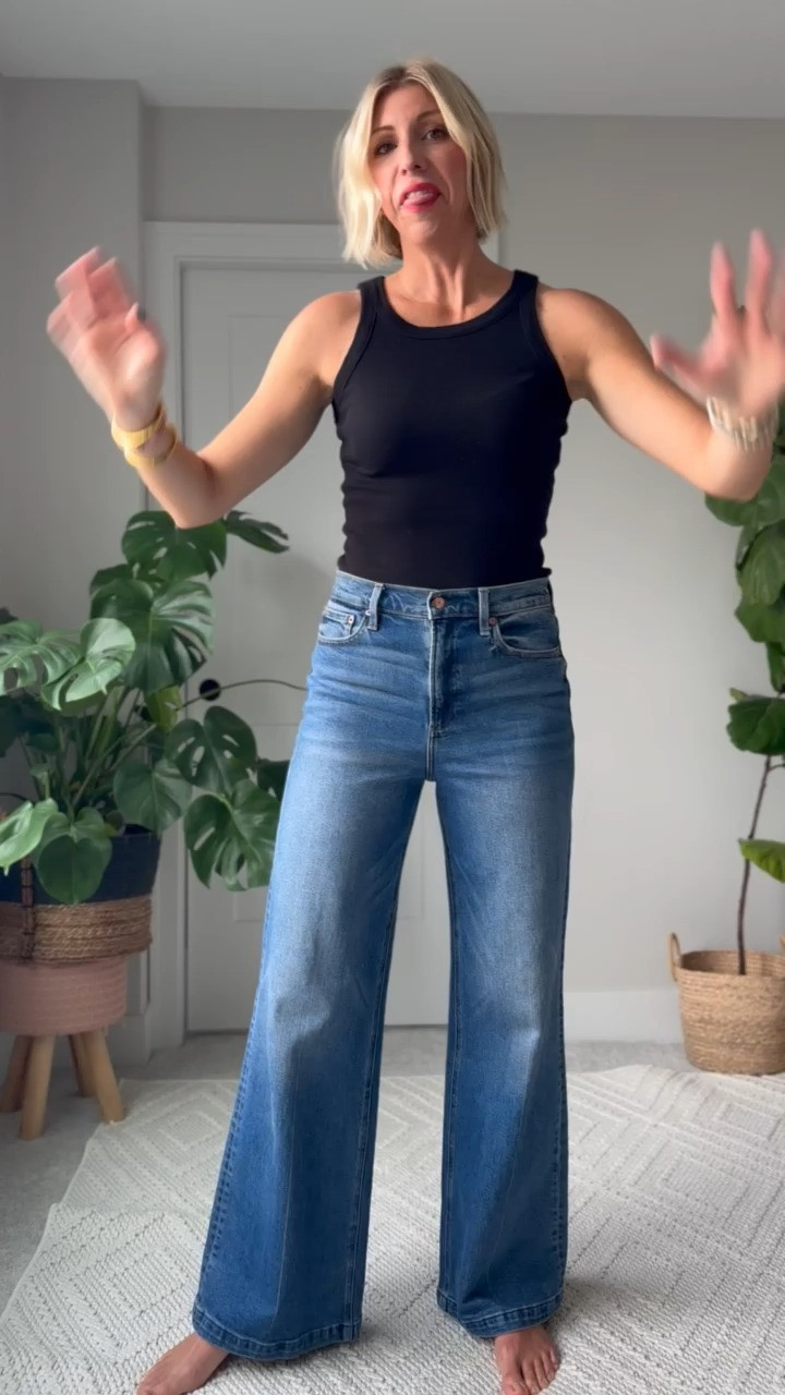 my number one pair of jeans! These run true to size - grab them while theyre on sale!!

#LTKootd #LTKOver40 #LTKSaleAlert
