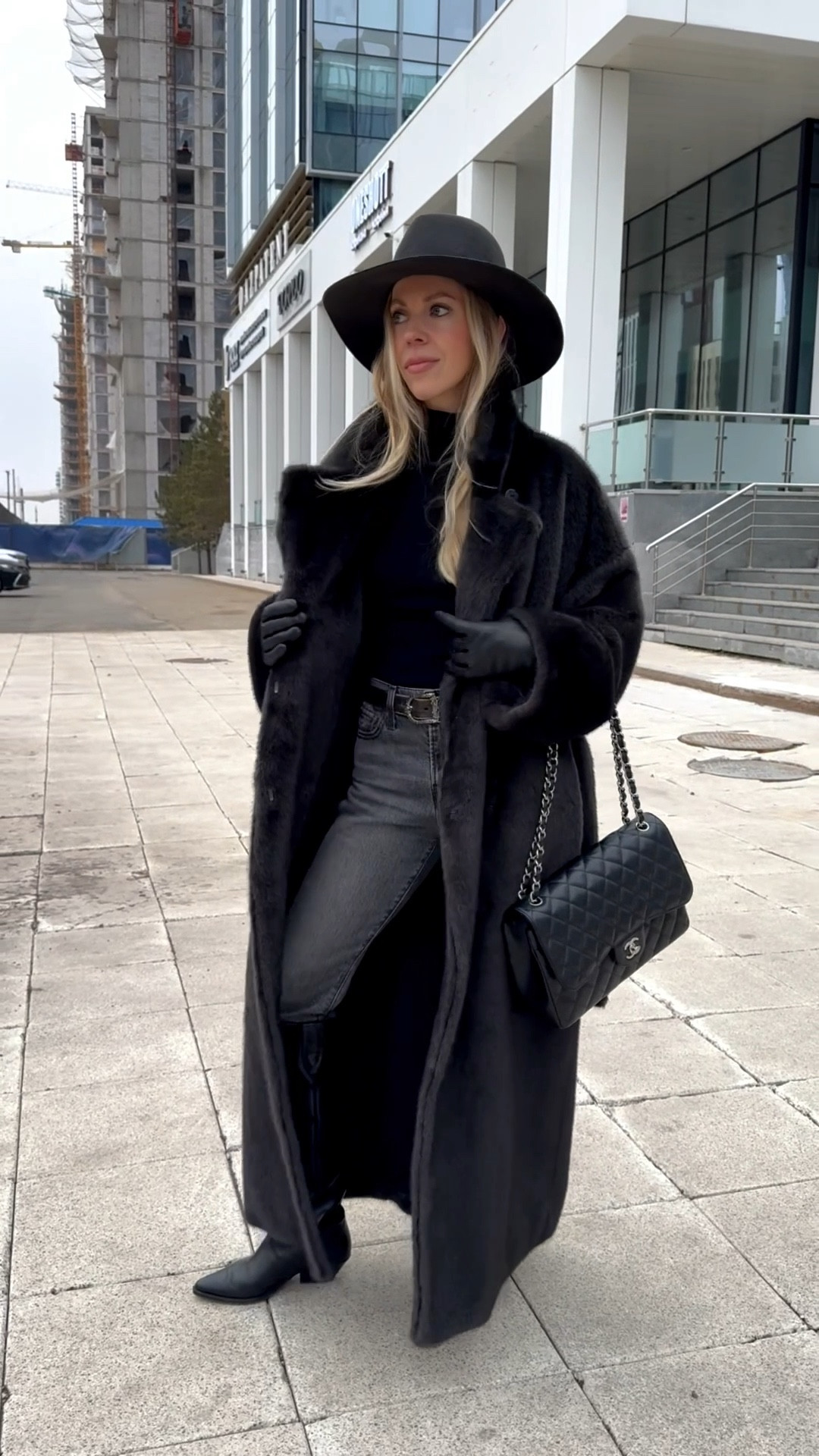 Dark gray faux fur coat, fur coat with jeans, western winter outfit, black western boots 

#LTKOver40 #LTKSeasonal #LTKSaleAlert