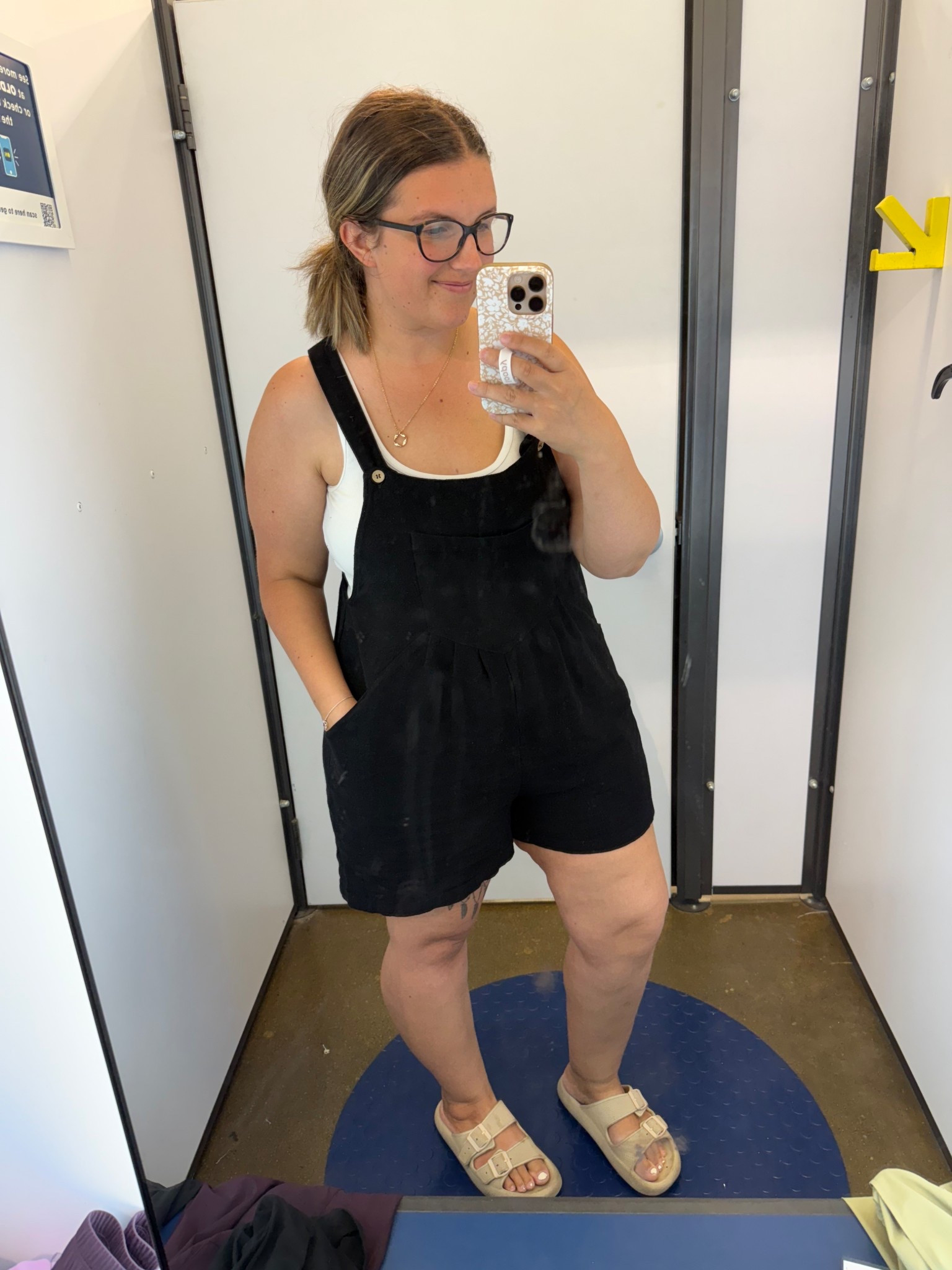 XL in overalls and L in tank 

#LTKSeasonal #LTKActive #LTKMidsize