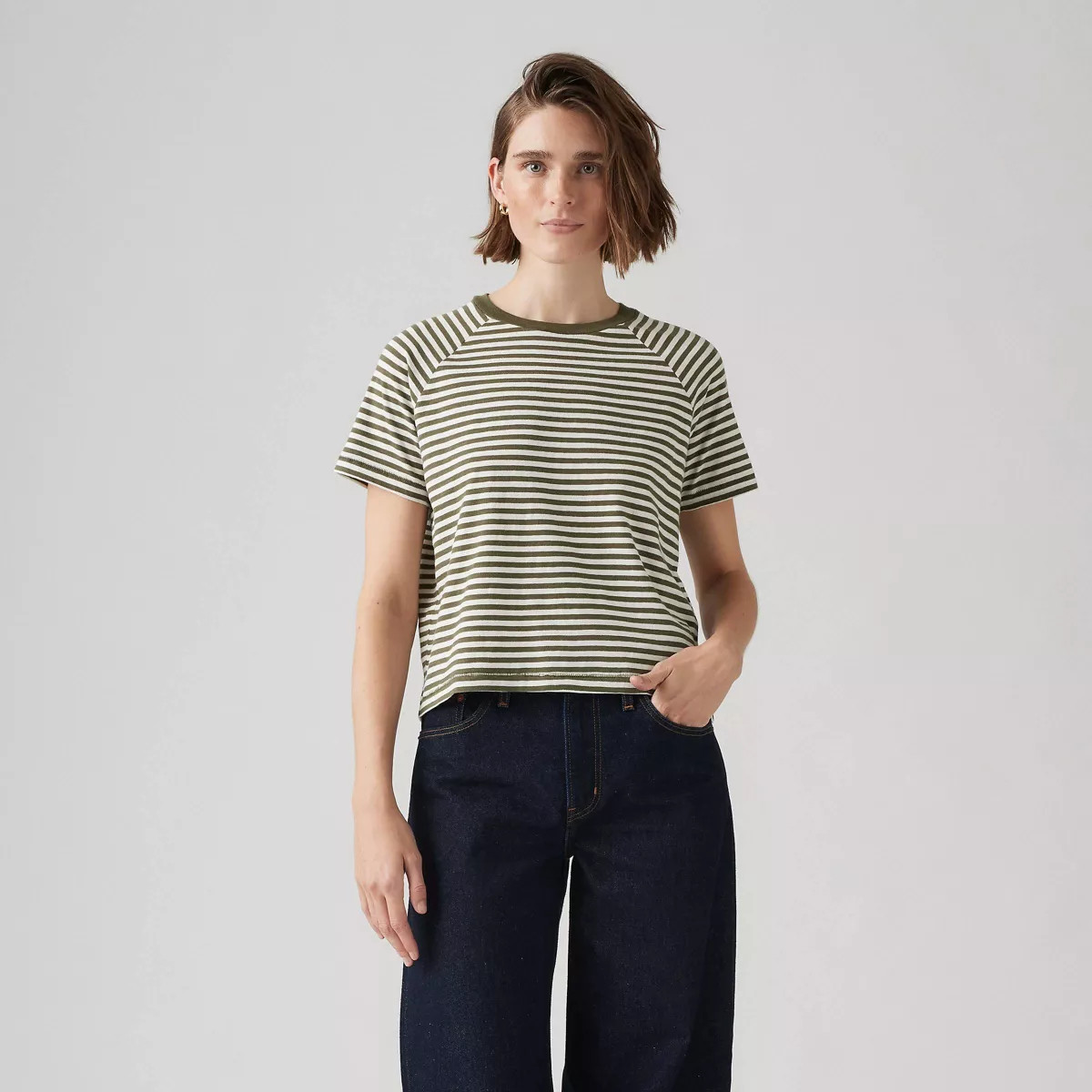 Levi's® Women's Short Sleeve Game Day T-Shirt | Target