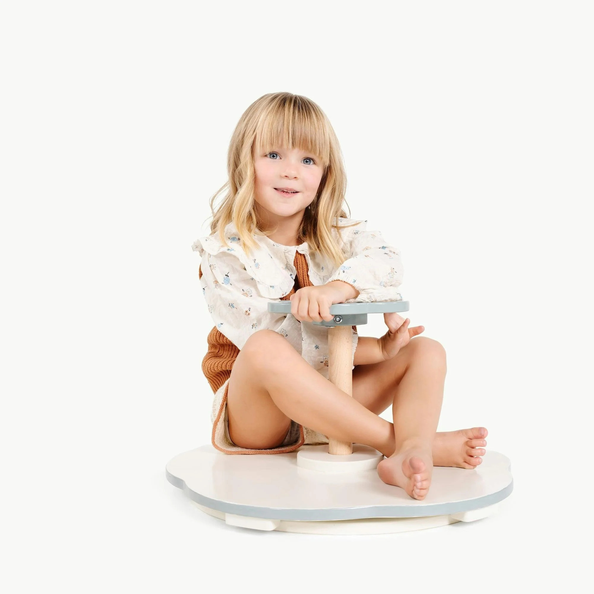 Gathre | Sit + Spin | Harbor | Metal/Wood | Maisonette | Maisonette