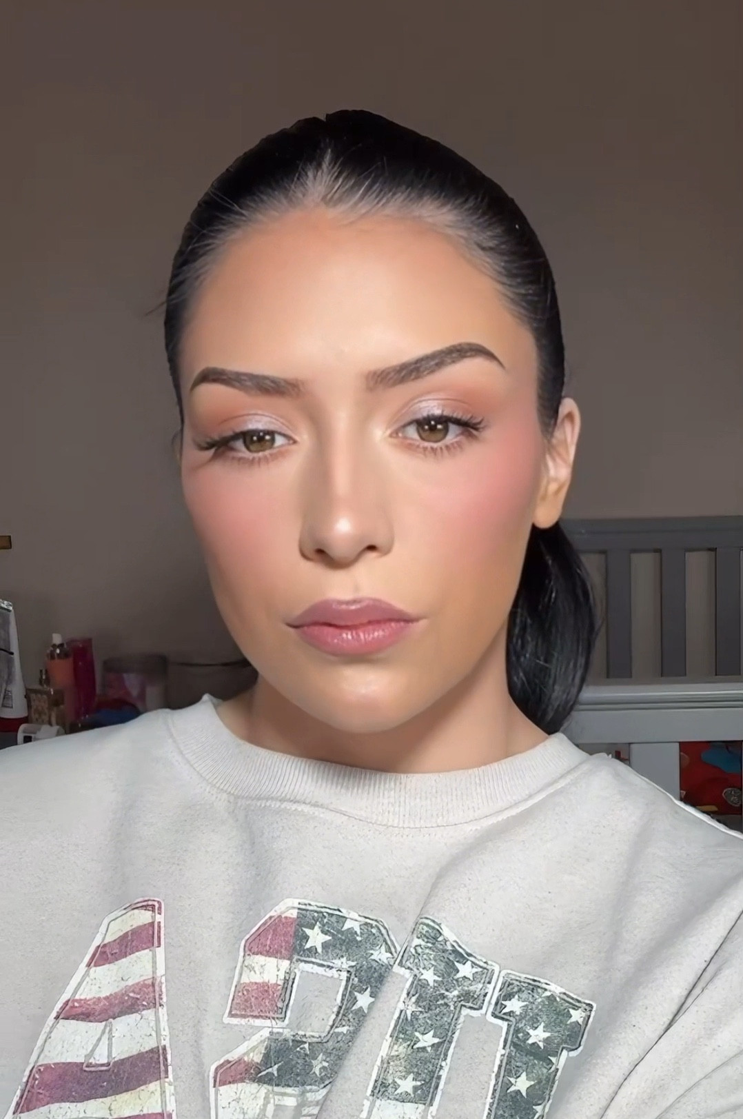 Tutorial! Eyeshadow look using only two shades! Such a pretty daytime look!

Makeup Tutorial | Daytime Look | Mom Makeup | Mom Life | Eyeshadow Tutorial

#LTKBacktoSchool #LTKVideo #LTKBeauty