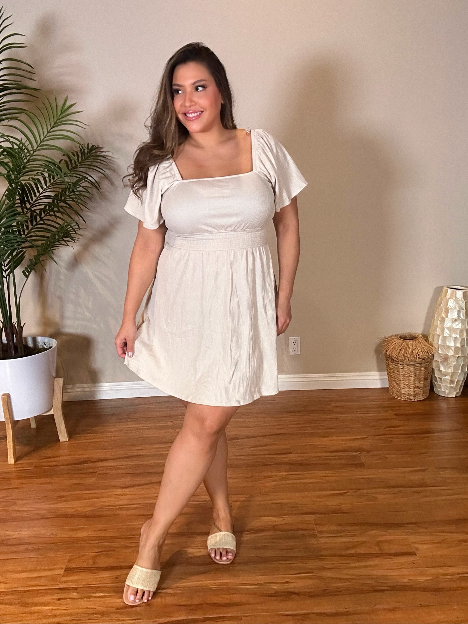 Fit and flare will always be my favorite style to hug my curves but also have comfortable flow. I am wearing a size L here. I am 5’9 who wears a 14/16. Due to my larger chest the waist was a little more snug but still doable at size L