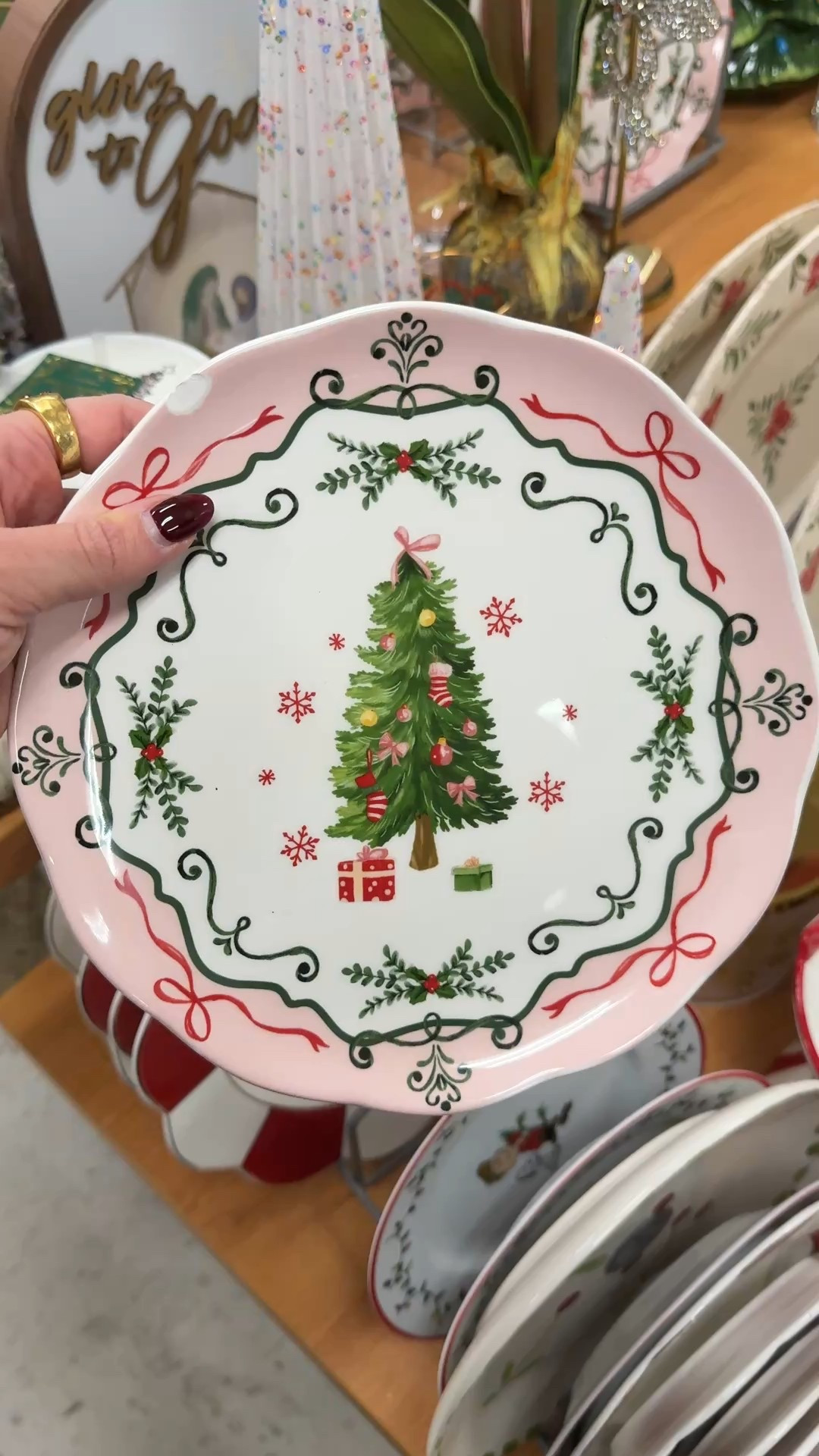 Cutest Christmas plates 

#LTKHome #LTKHoliday