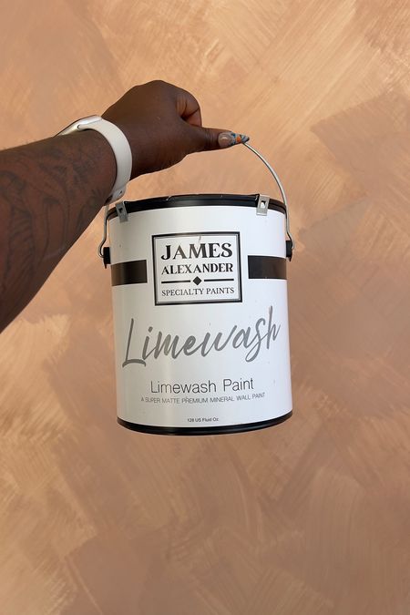 If you’re looking for Limewash paint, this is your GWORL 🤍

#LTKhome