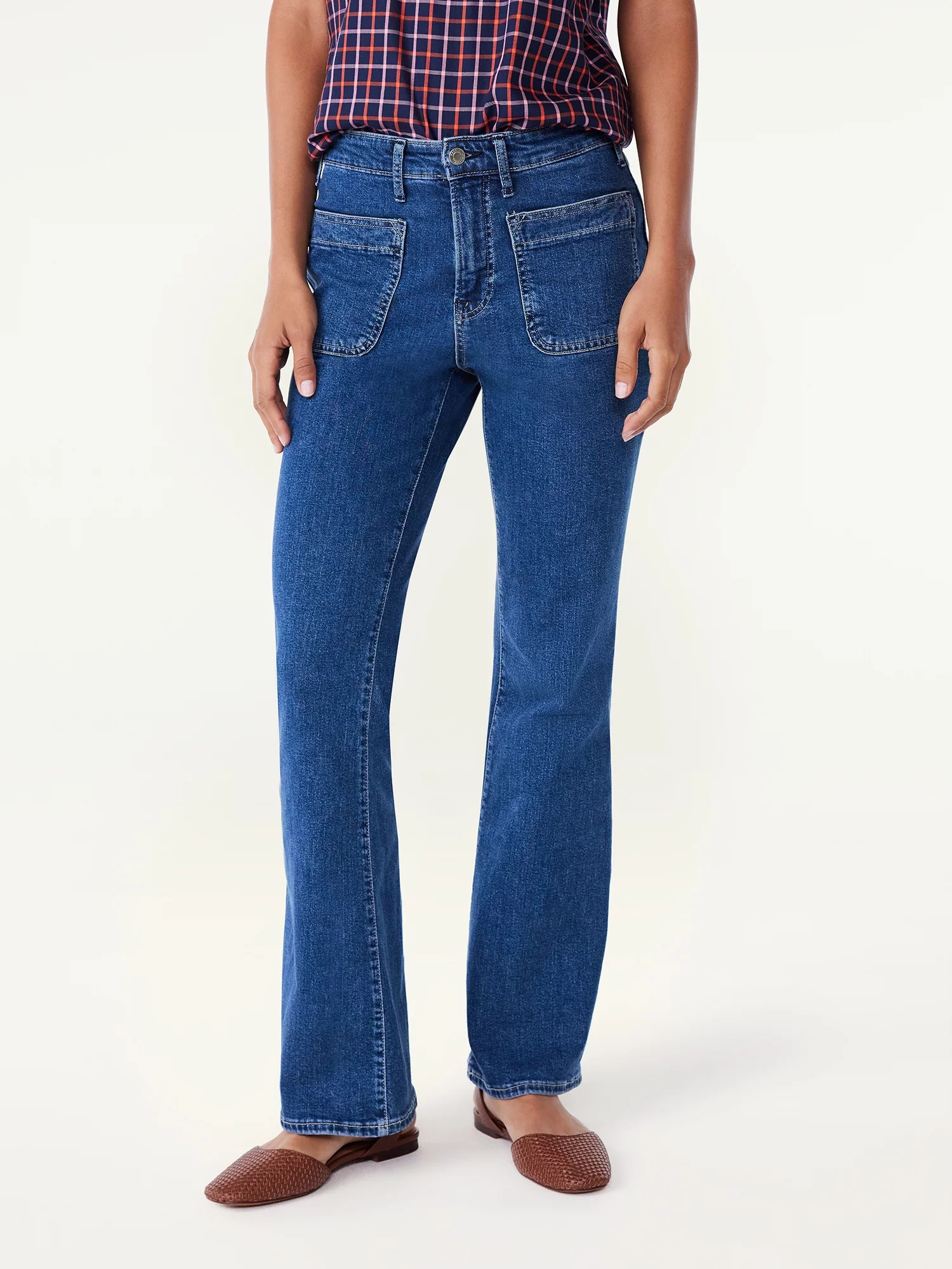 Free Assembly Women's 70's Patch Pocket Flare Jean, 30” Inseam, Sizes 0-18 | Walmart (US)